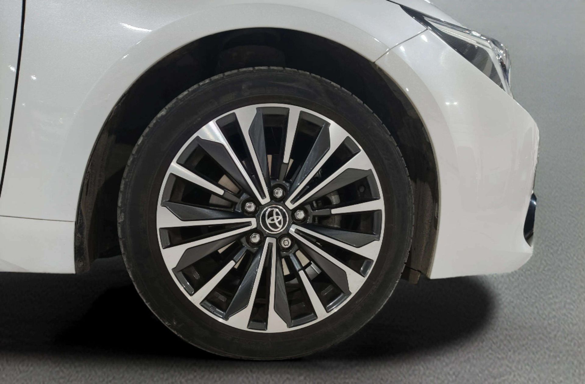 Toyota Corolla Touring Sports 140H Style - foto 39