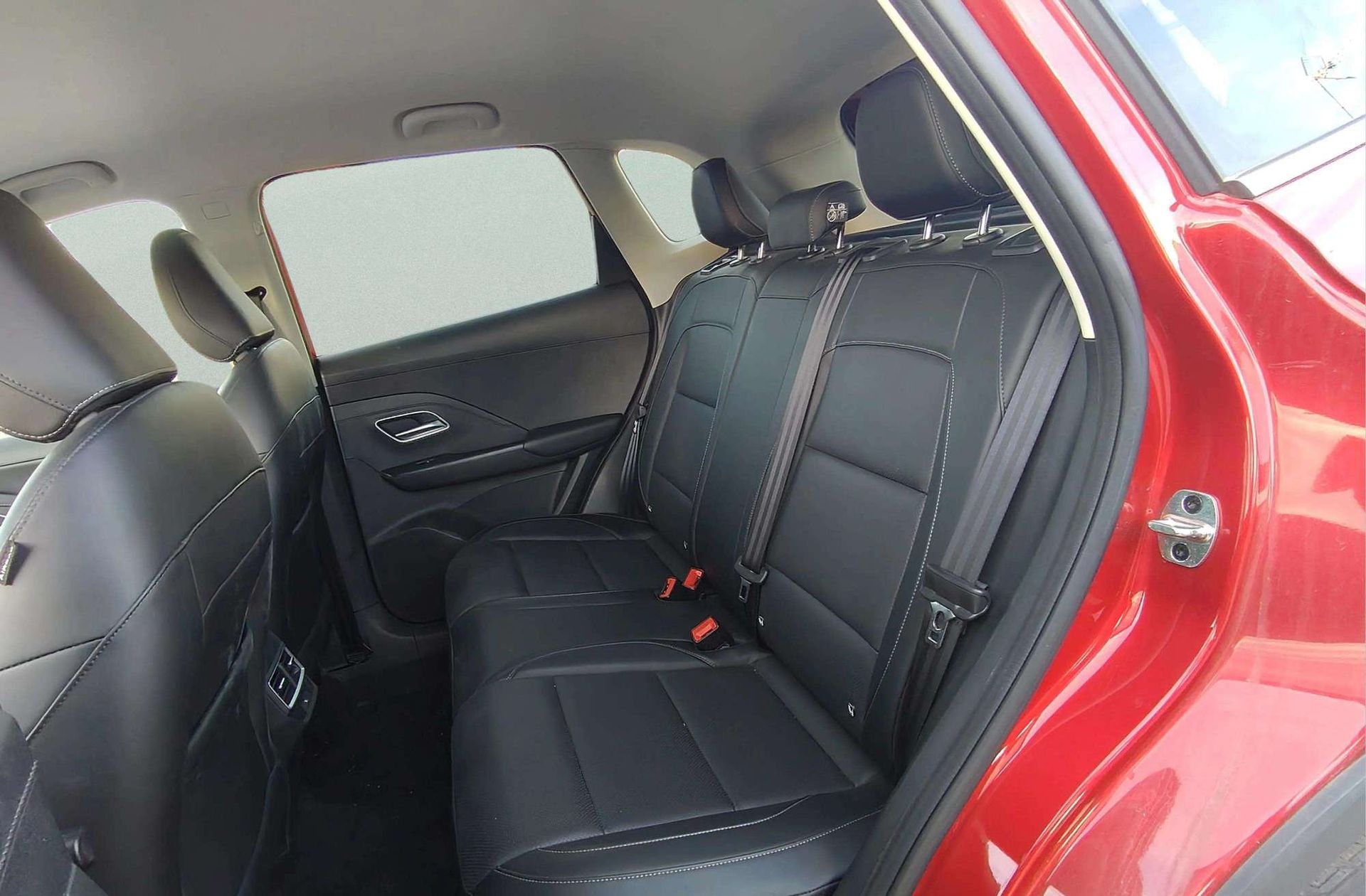 MG ZS 1.5 Hybrid+ Luxury - foto 13