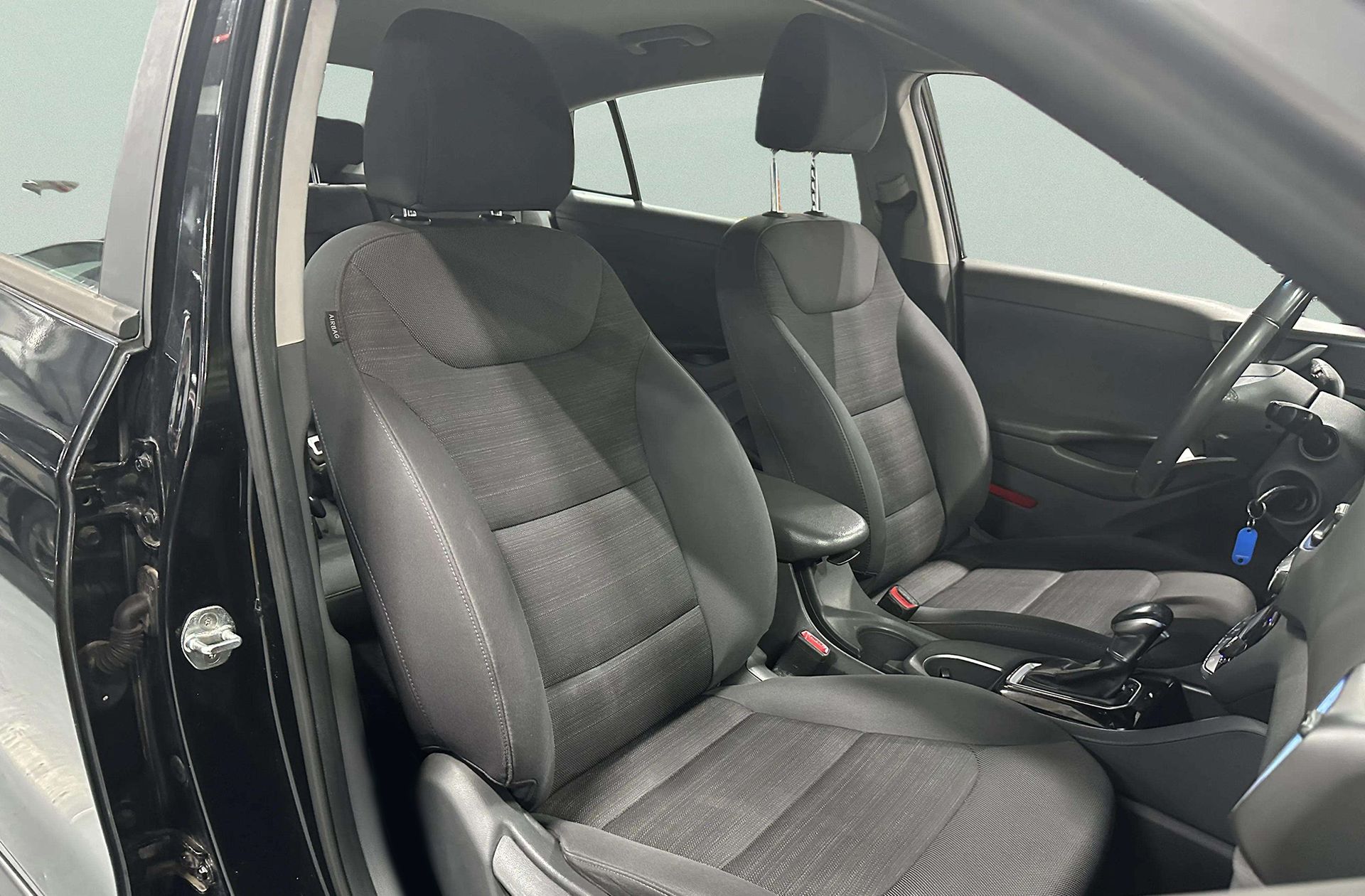 Hyundai Ioniq 1.6 GDI HEV Klass Nav DCT - foto 14