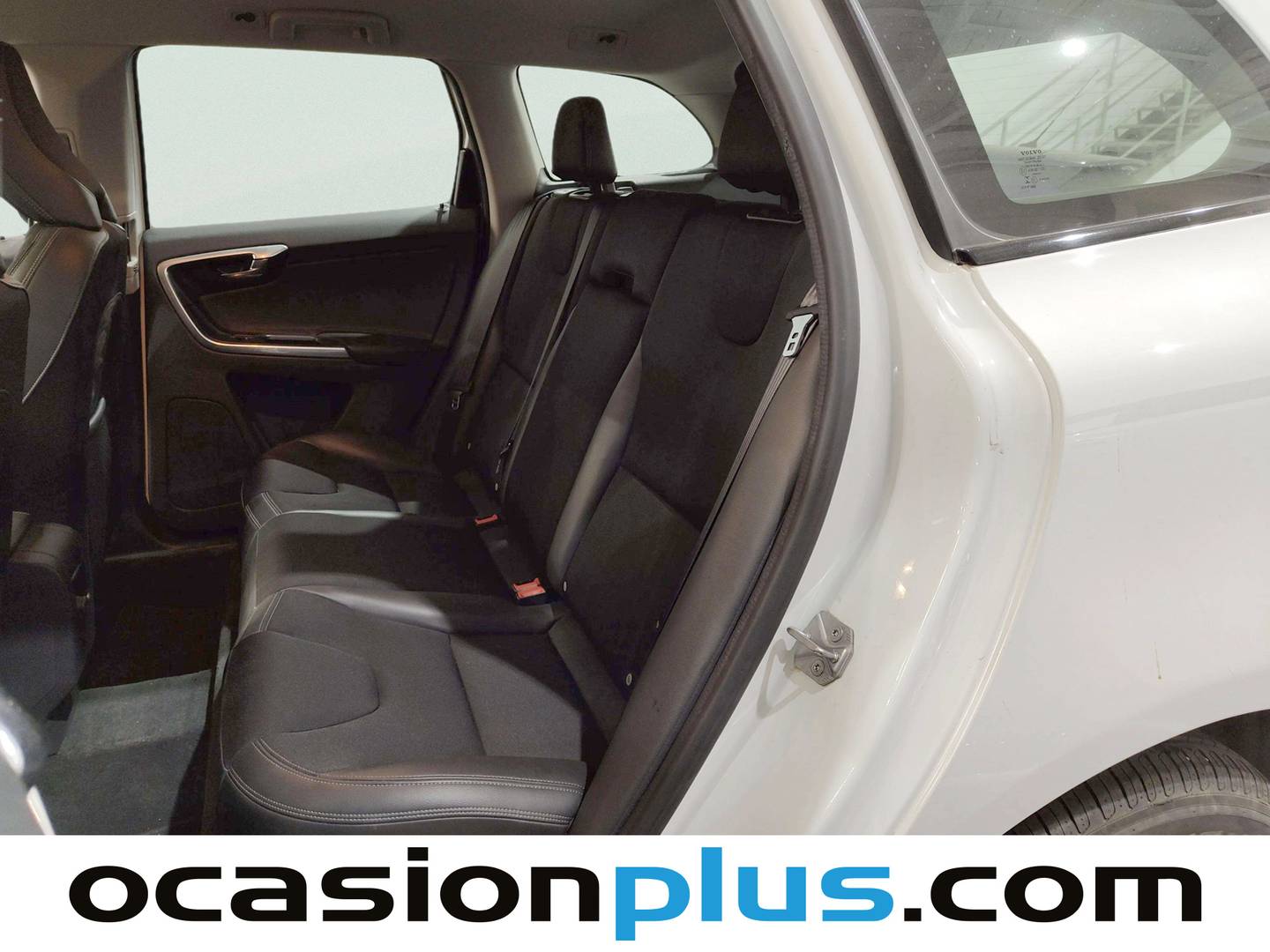 Foto asientos traseros Volvo XC60 Volvo XC60 D4 Momentum (190 CV)