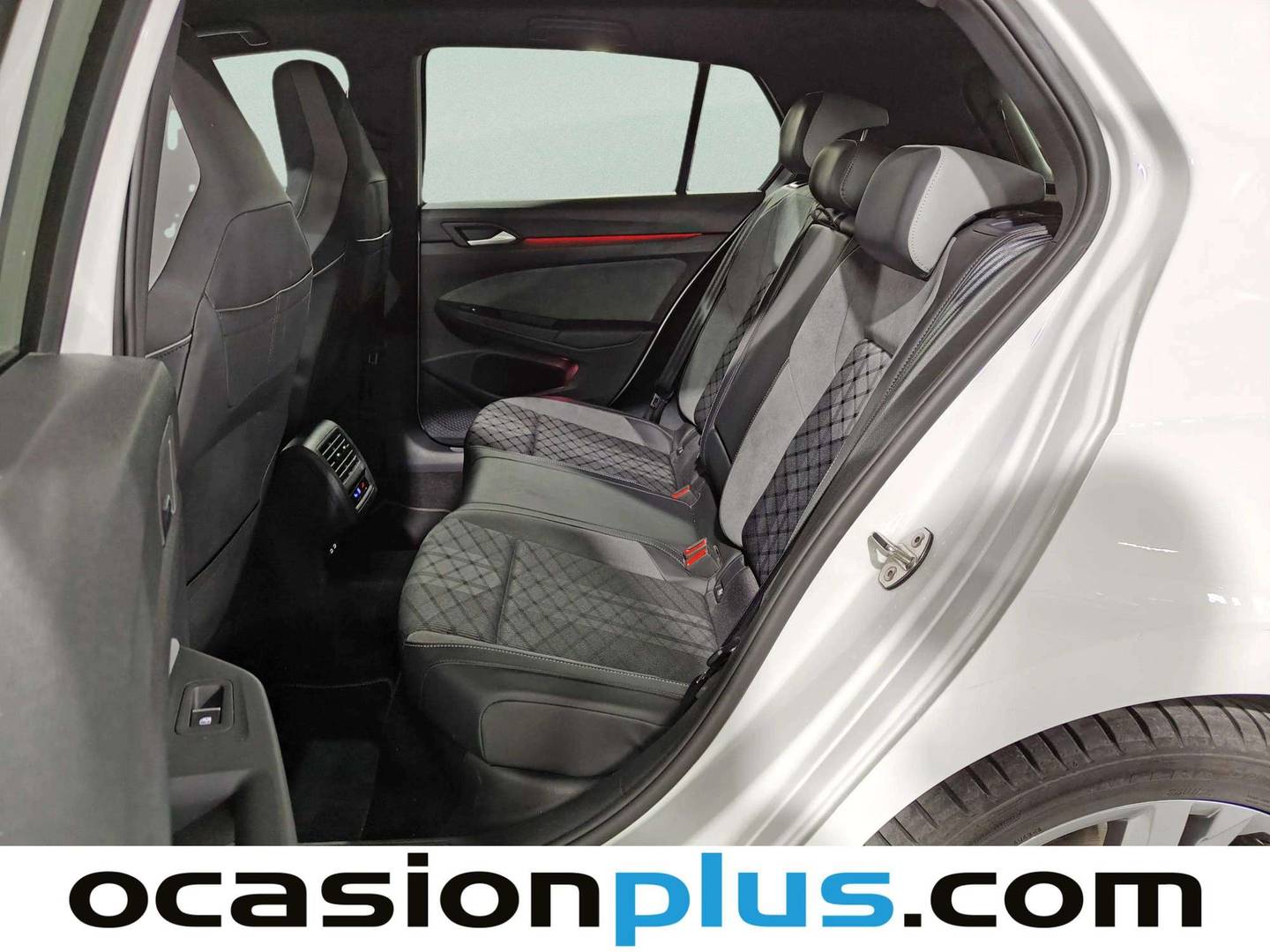 Foto asientos traseros Volkswagen Golf Volkswagen Golf R-Line 1.5 eTSI (150 CV) DSG