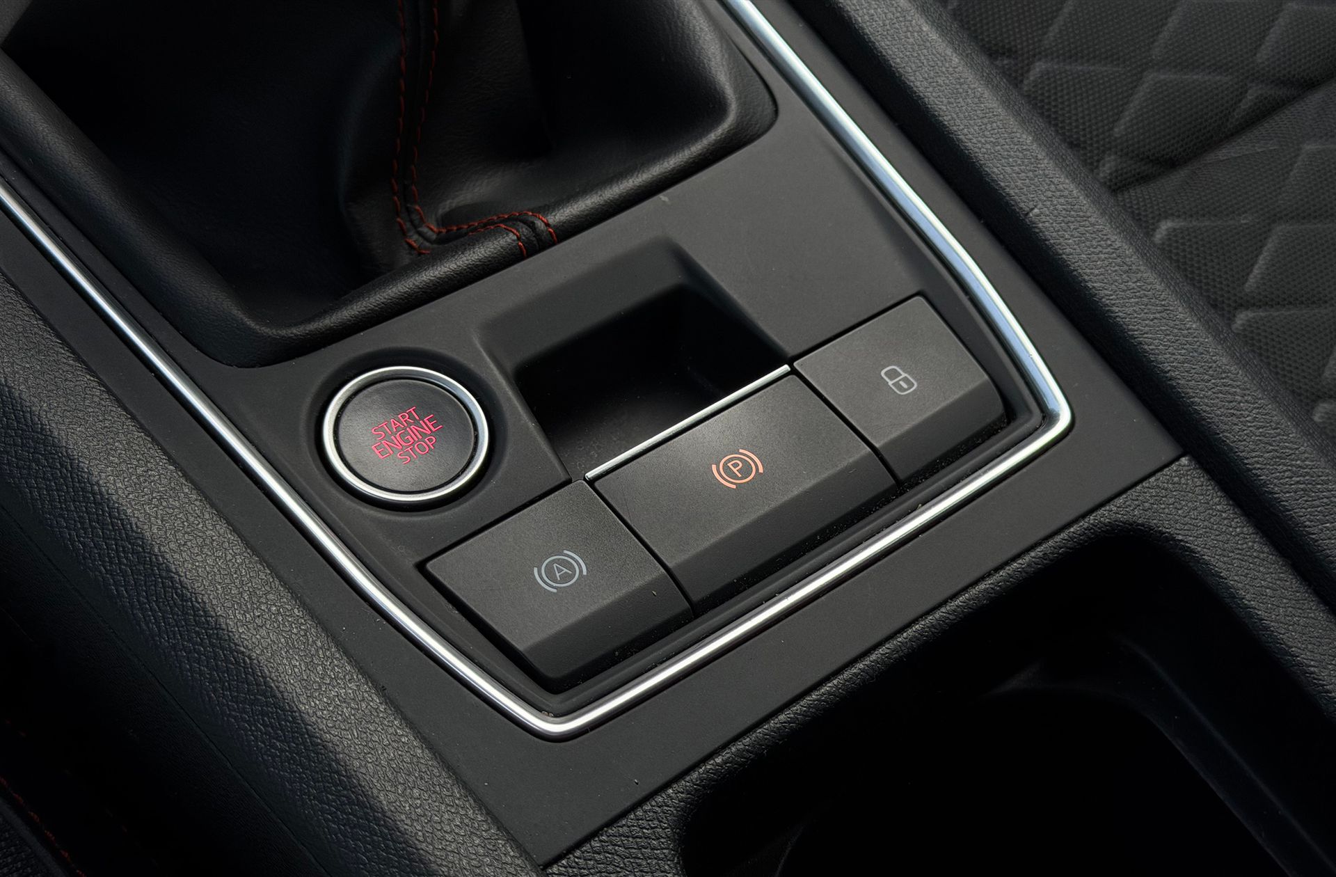 SEAT León 1.0 TSI FR 25 Aniversario - foto 31