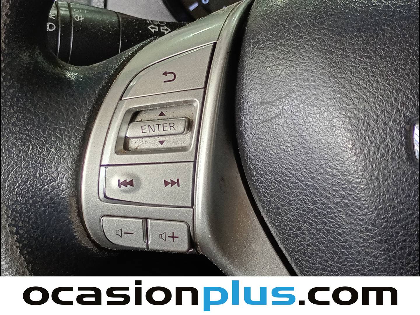 Foto Nissan Navara Nissan Navara PickUp 2.3 dCi Doble Cabina EU6 (160 CV)