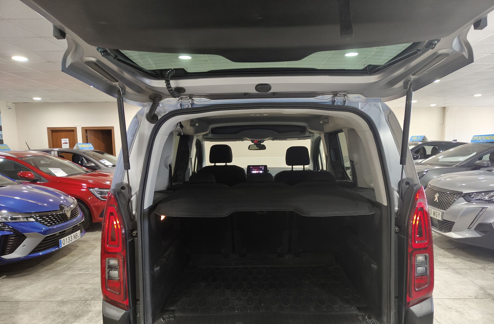 Citroën Berlingo Combi BlueHDi 100 Talla M Feel Pack - foto 16