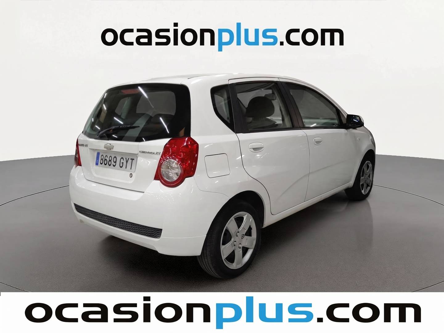 Foto trasera Chevrolet Aveo Chevrolet Aveo 1.4 16v LS (101 CV) derecha