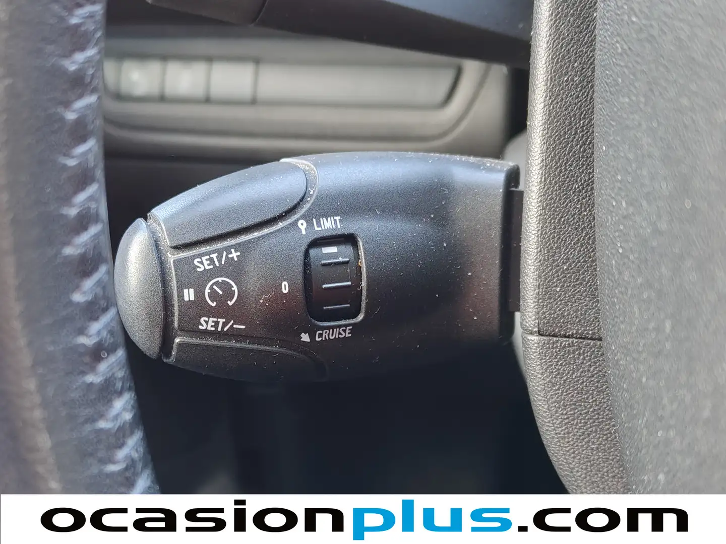 Foto Peugeot 2008 Peugeot 2008 BlueHDi 100 Style (100 CV)