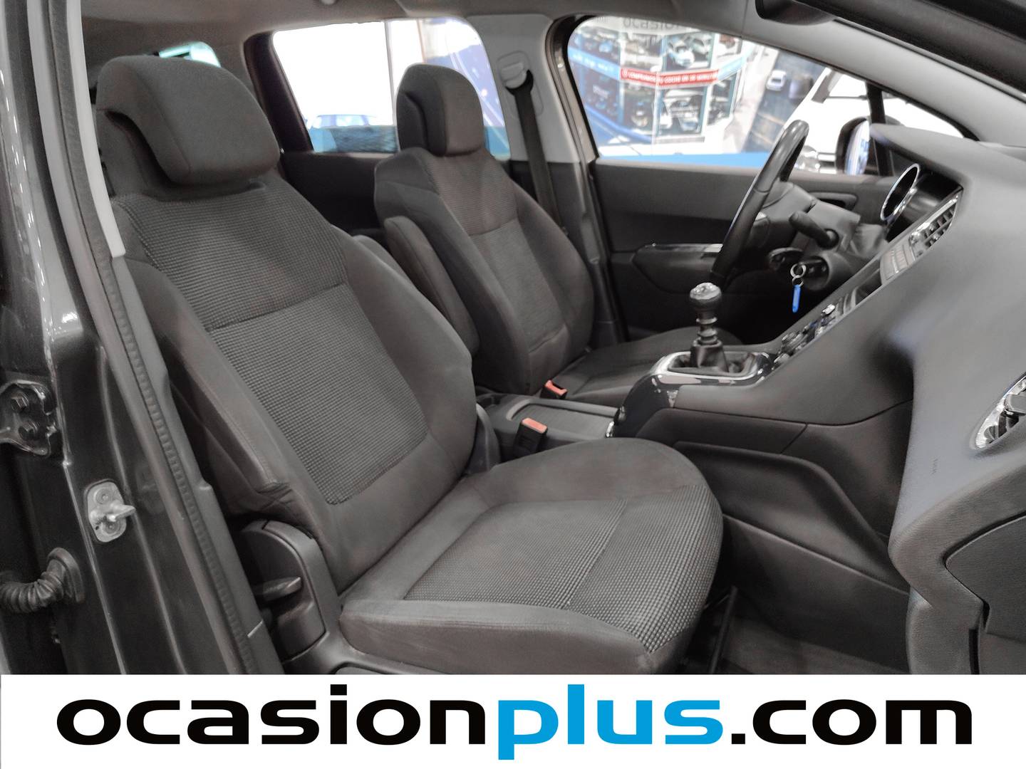 Foto Peugeot 5008 Peugeot 5008 1.6 BlueHDi FAP Allure (120 CV) 7 Plazas