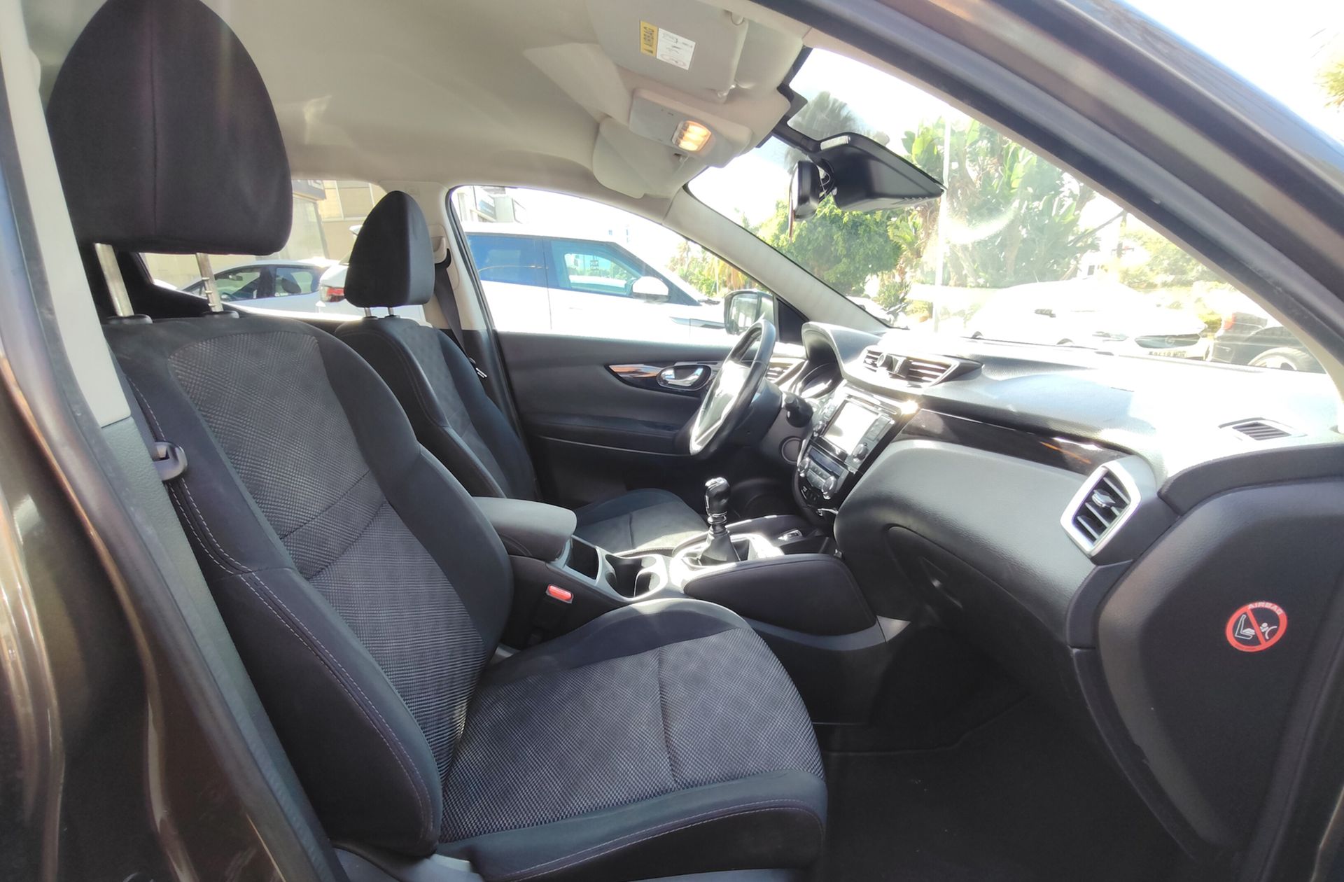 Nissan Qashqai 1.5 dCi N-Connecta 4x2 - foto 16