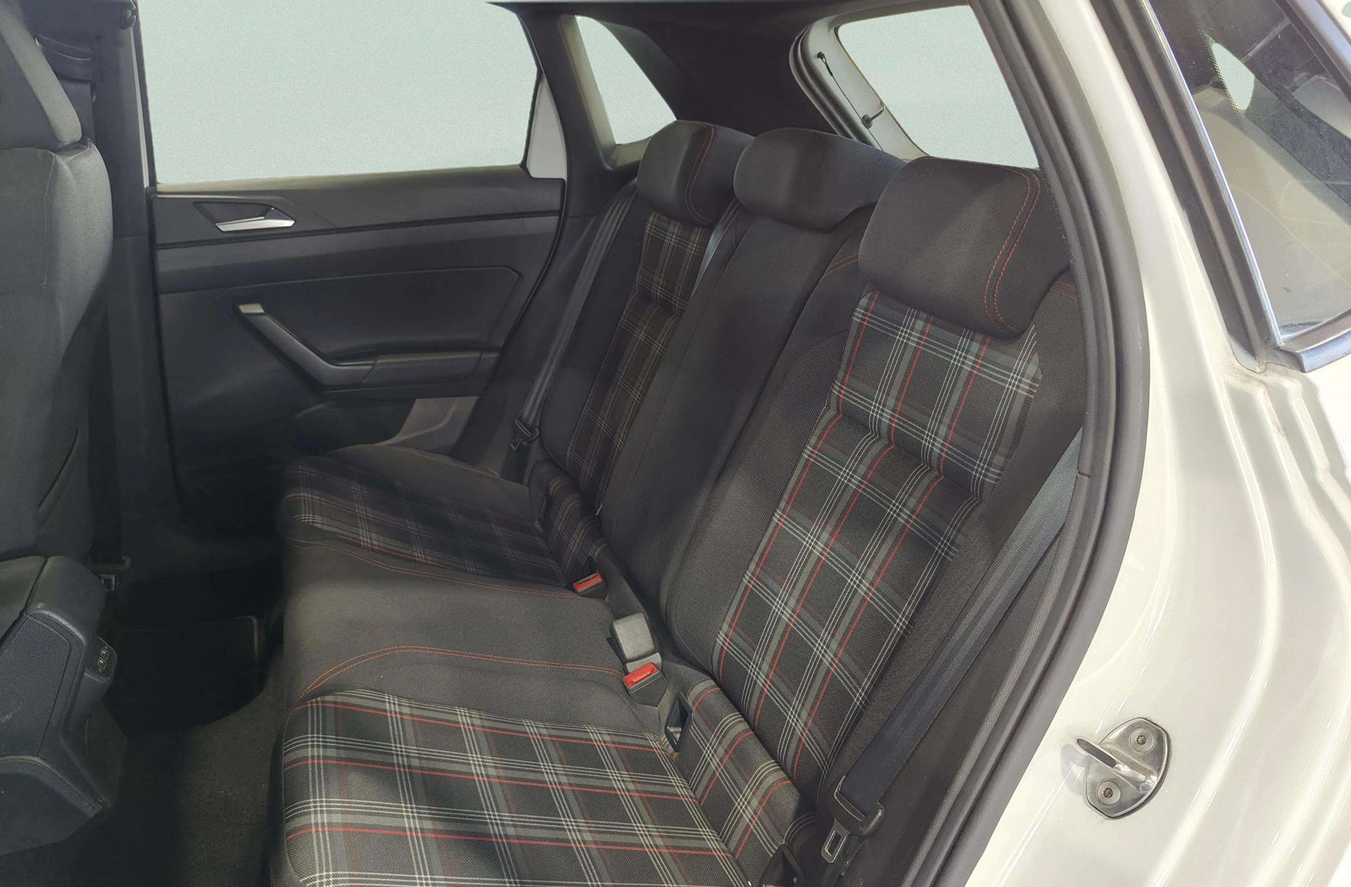 Volkswagen Polo GTI 2.0 TSI DSG - foto 14