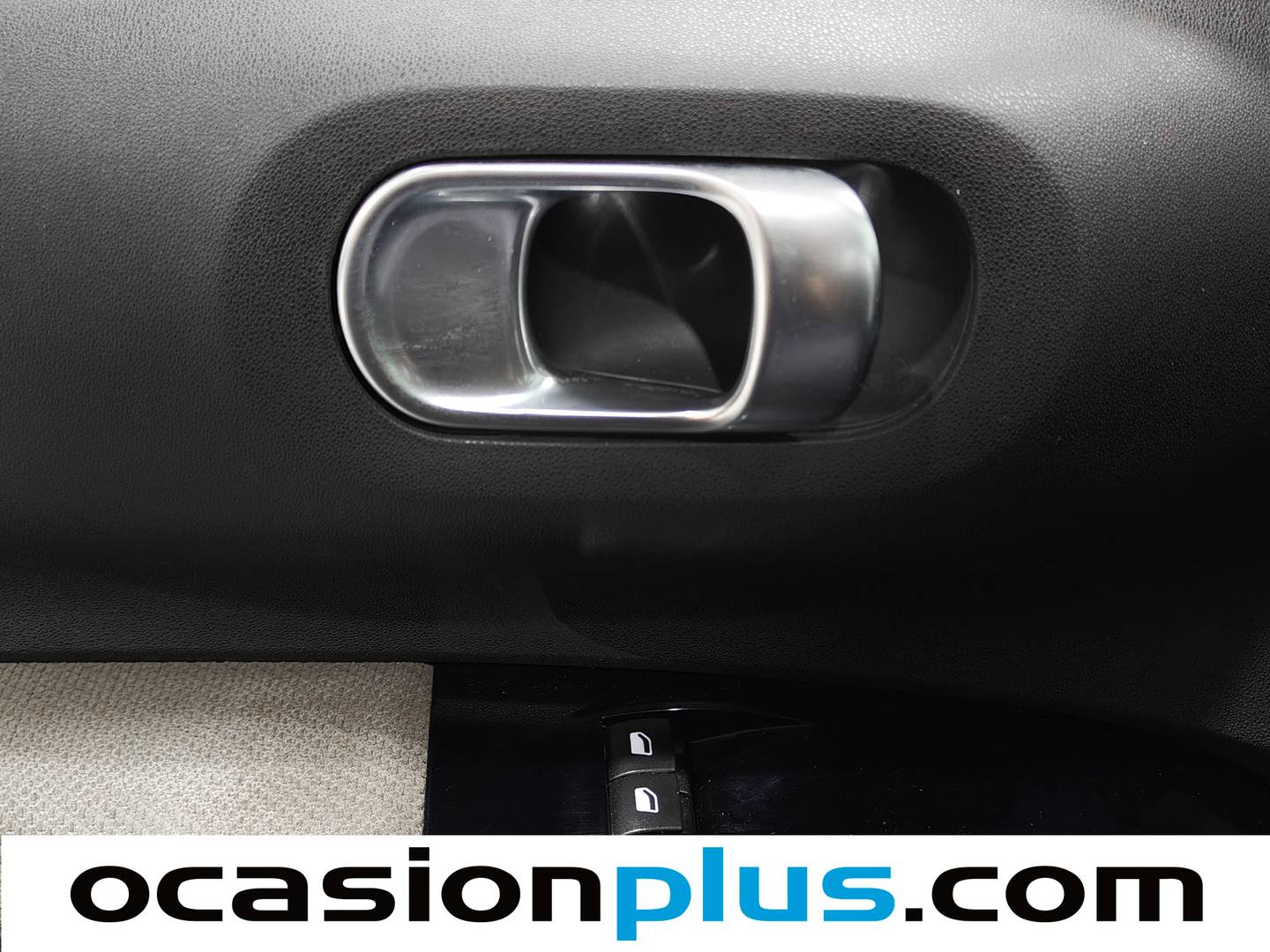 Citroën C4 Cactus Citroen C4 Cactus PureTech 82 Feel (82 CV) gasolina