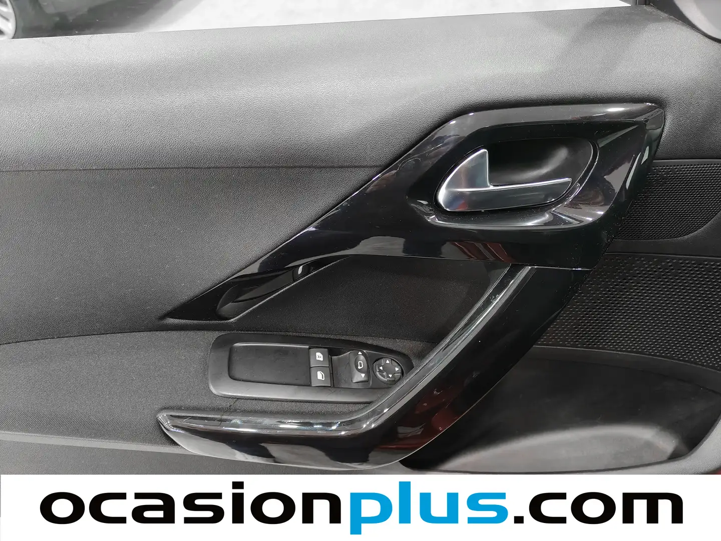 Foto Peugeot 208 Peugeot 208 1.2L PureTech Style (82 CV)