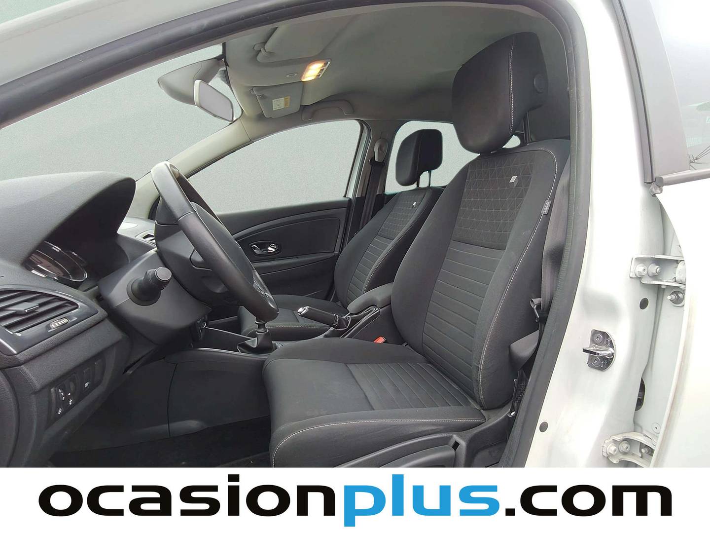 Foto asientos delanteros Renault Mégane Renault Megane Limited dCi (95 CV)