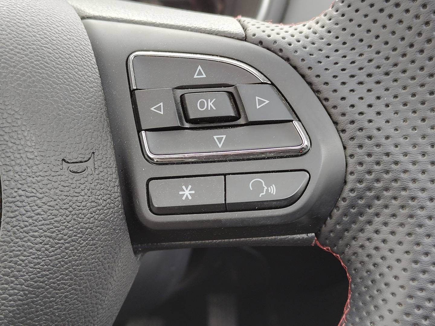 Foto MG HS MG HS 1.5 Turbo GDI Luxury (162 CV)