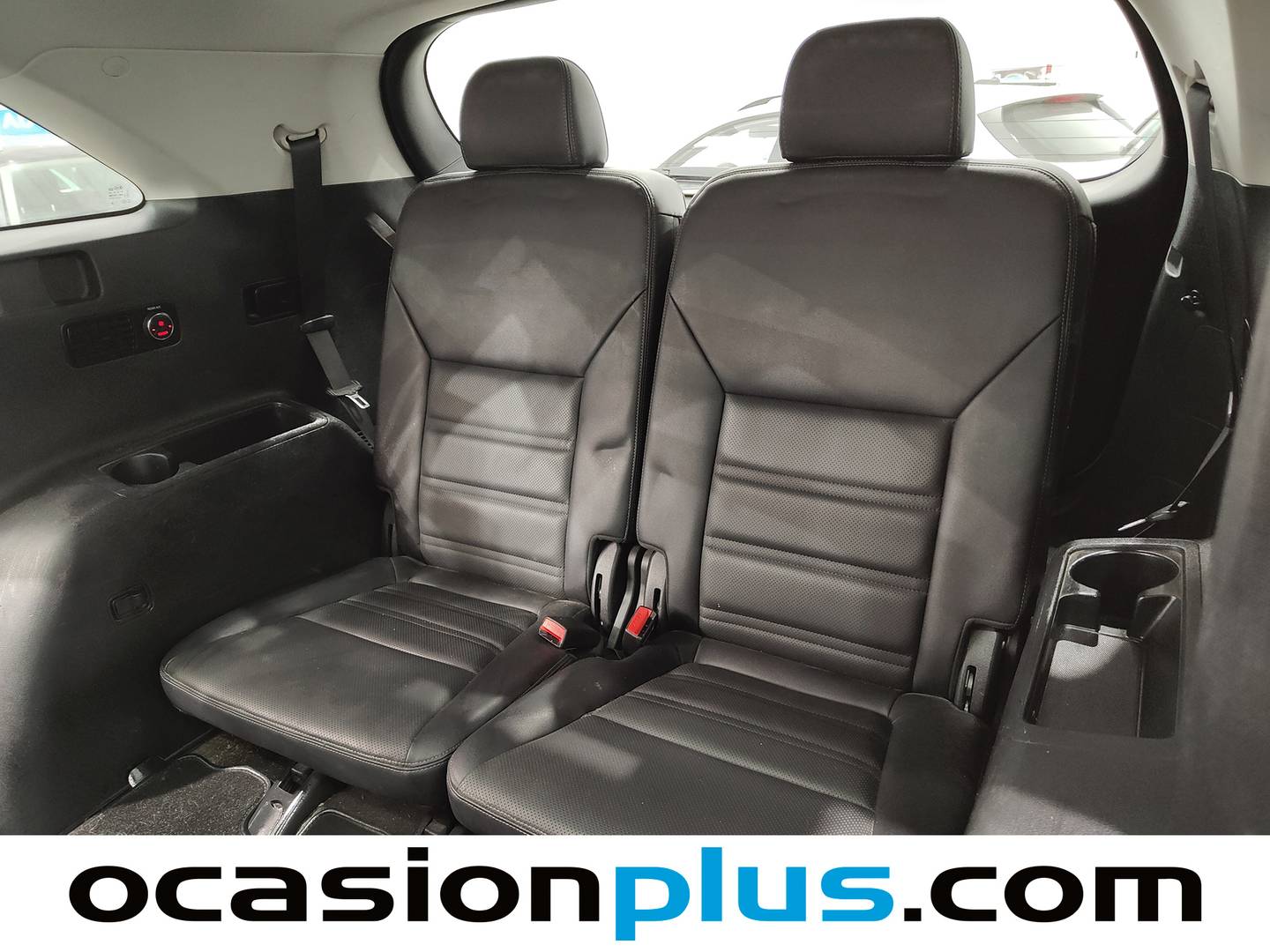 Equipamiento del KIA Sorento KIA Sorento 2.2 CRDi Emotion Auto 4x4 (Pack Luxury) (200 CV) 7 Plazas