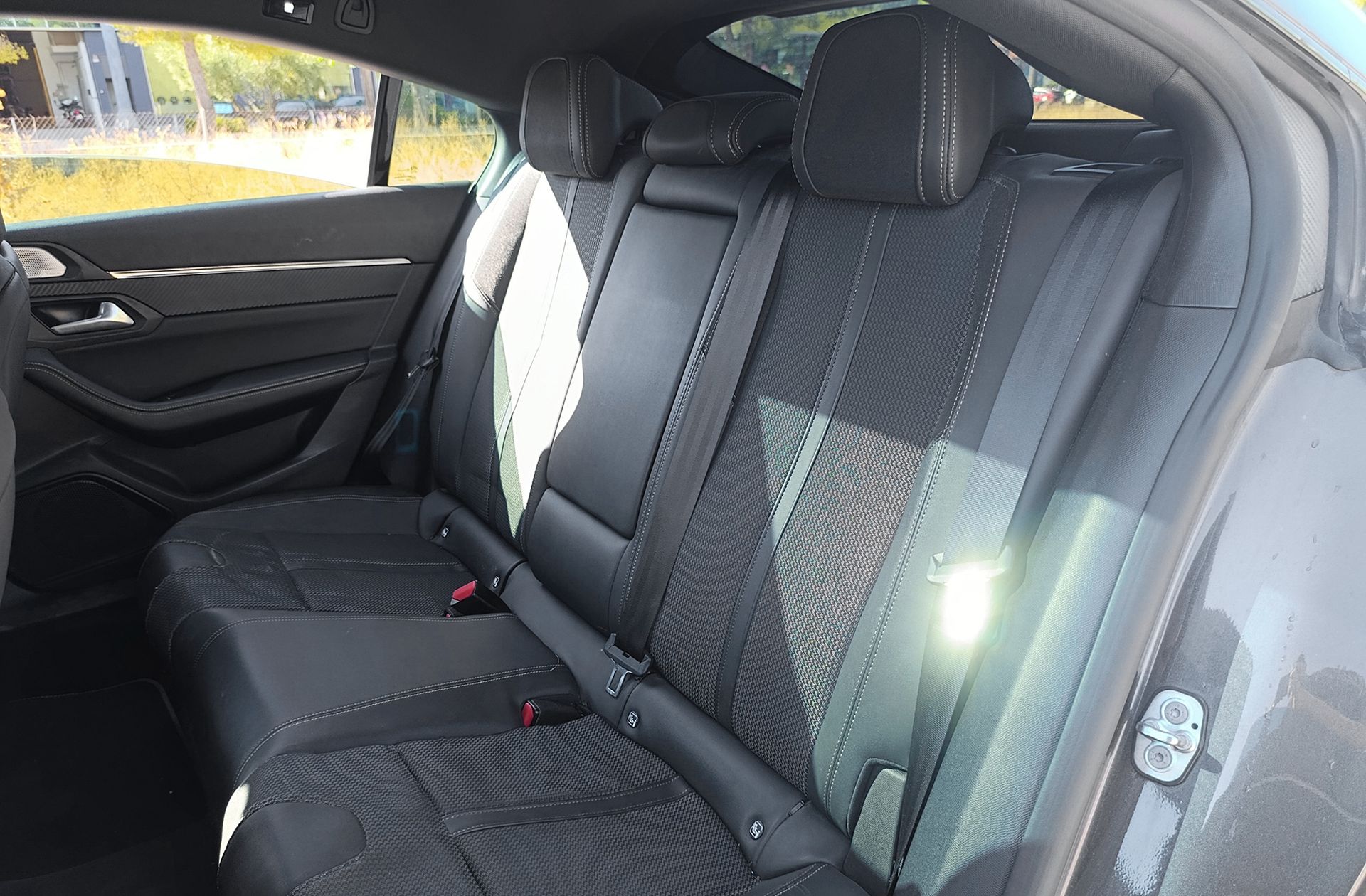 Peugeot 508 225 GT e-EAT8 - foto 15