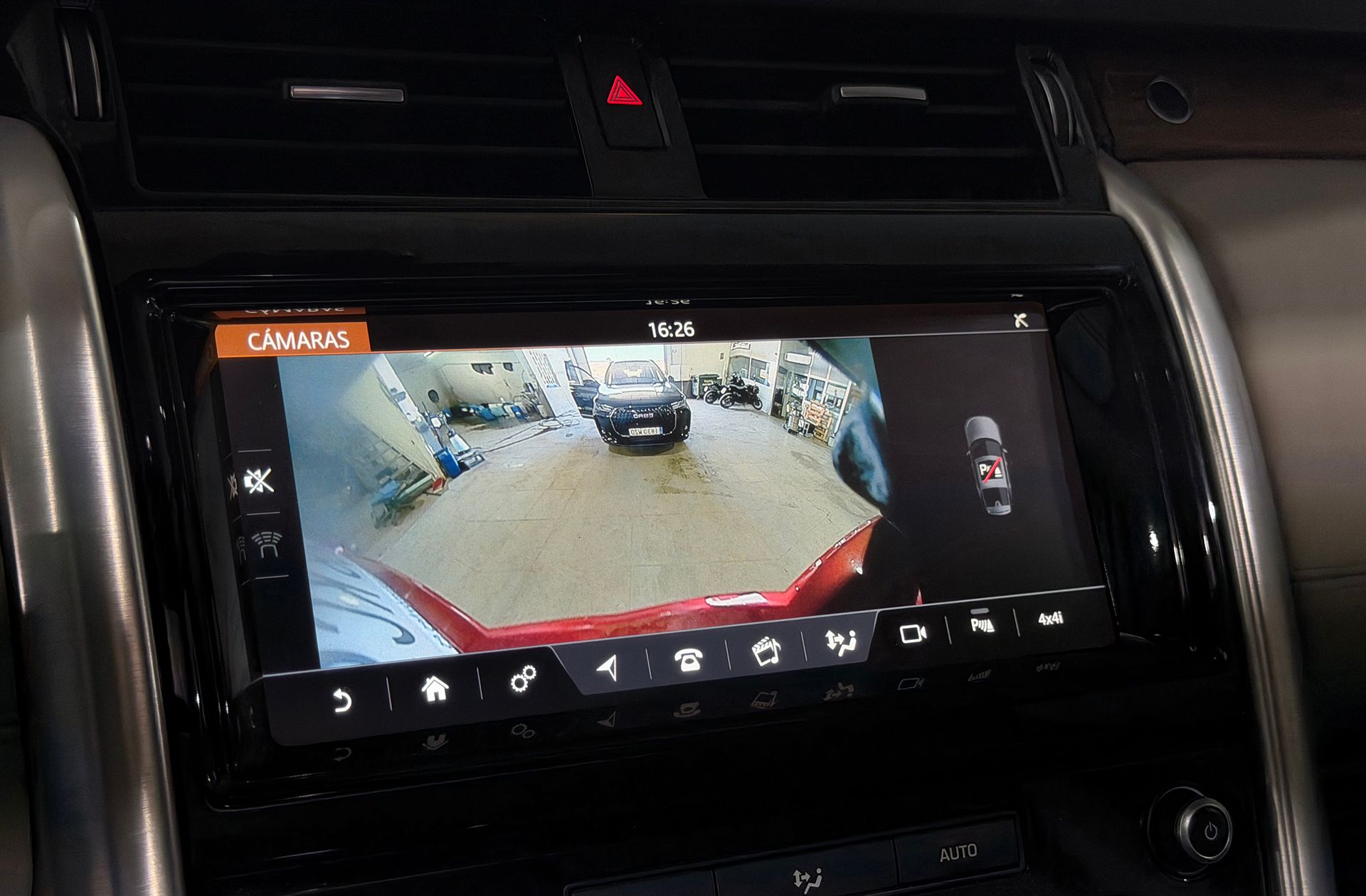 Land Rover Discovery 2.0 I4 SD4 HSE 7 plazas - foto 11