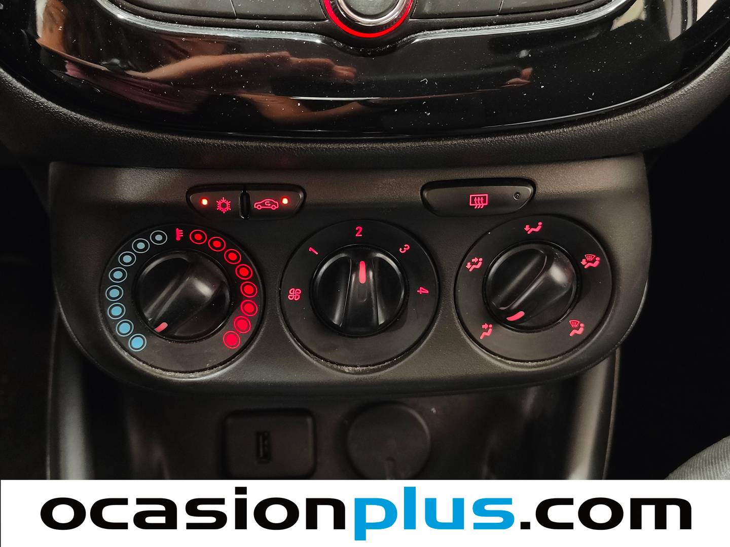 Accesorios del Opel Corsa Opel Corsa 1.4 Selective (90 CV)