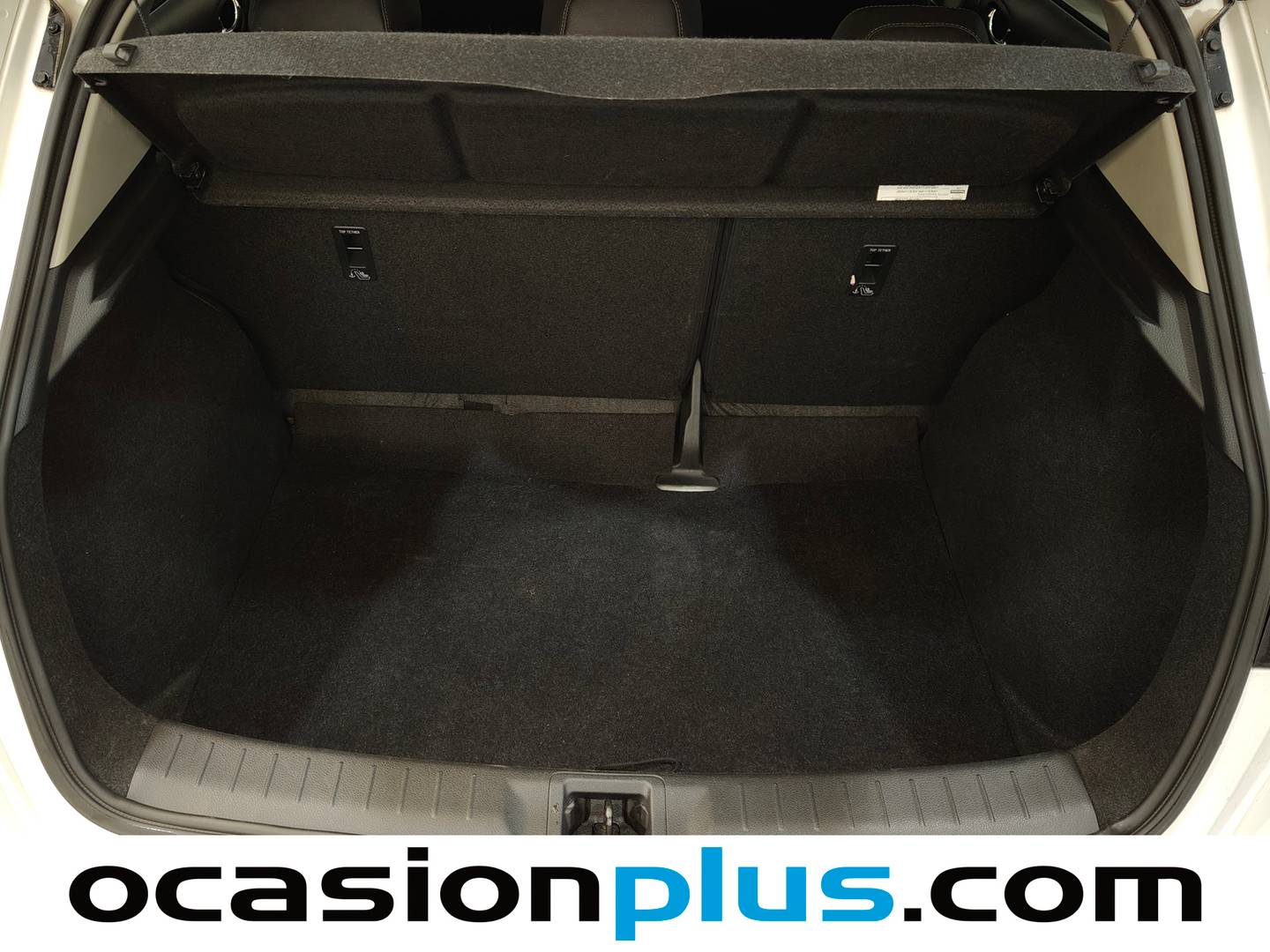 Fotos maletero Nissan PULSAR Nissan Pulsar dCi 110 N-Connecta (110 CV)