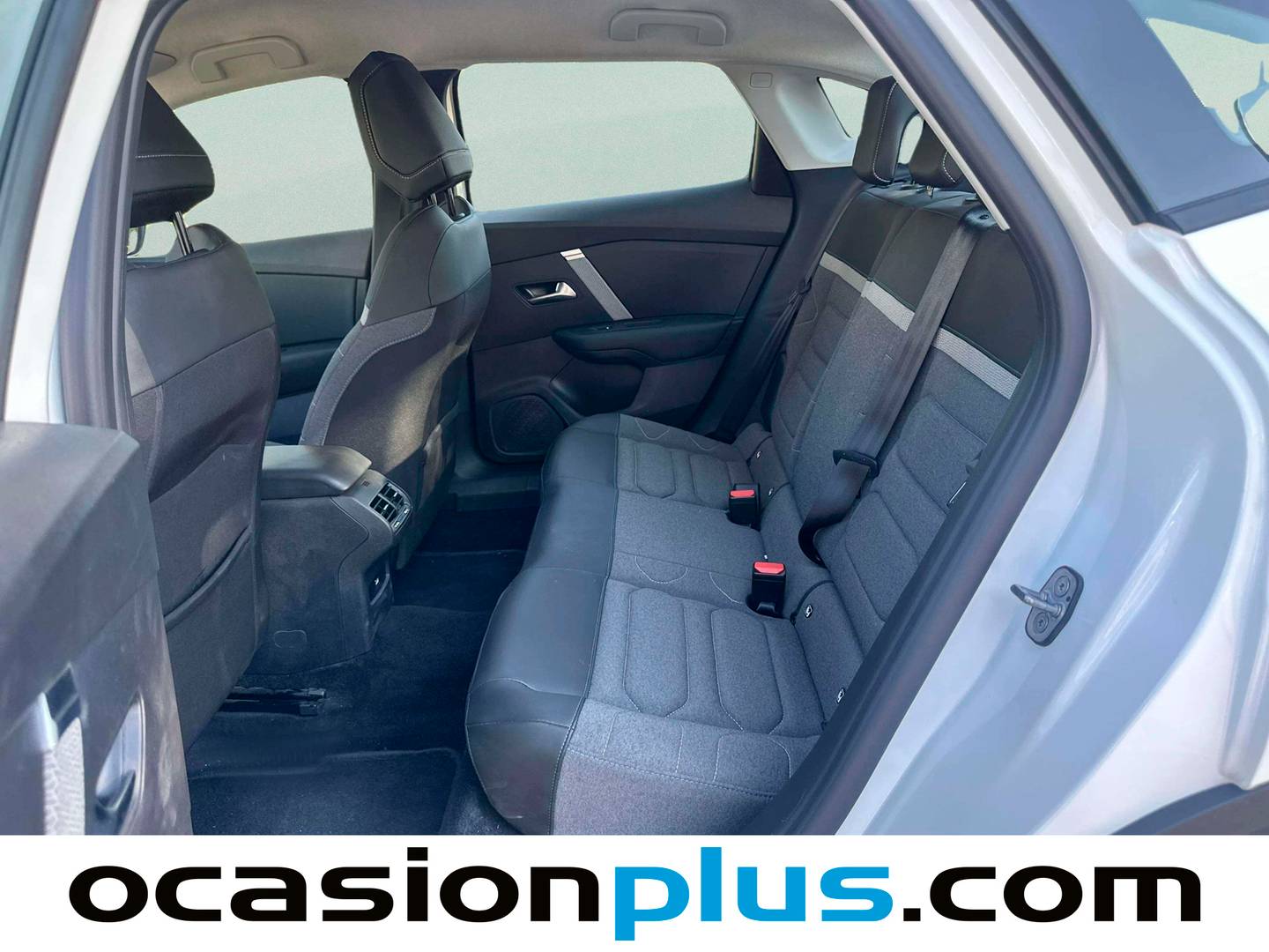 Foto asientos traseros Citroën C4 X Citroën C4 X Hybrid 136 e-DCS6 Plus (136 CV)