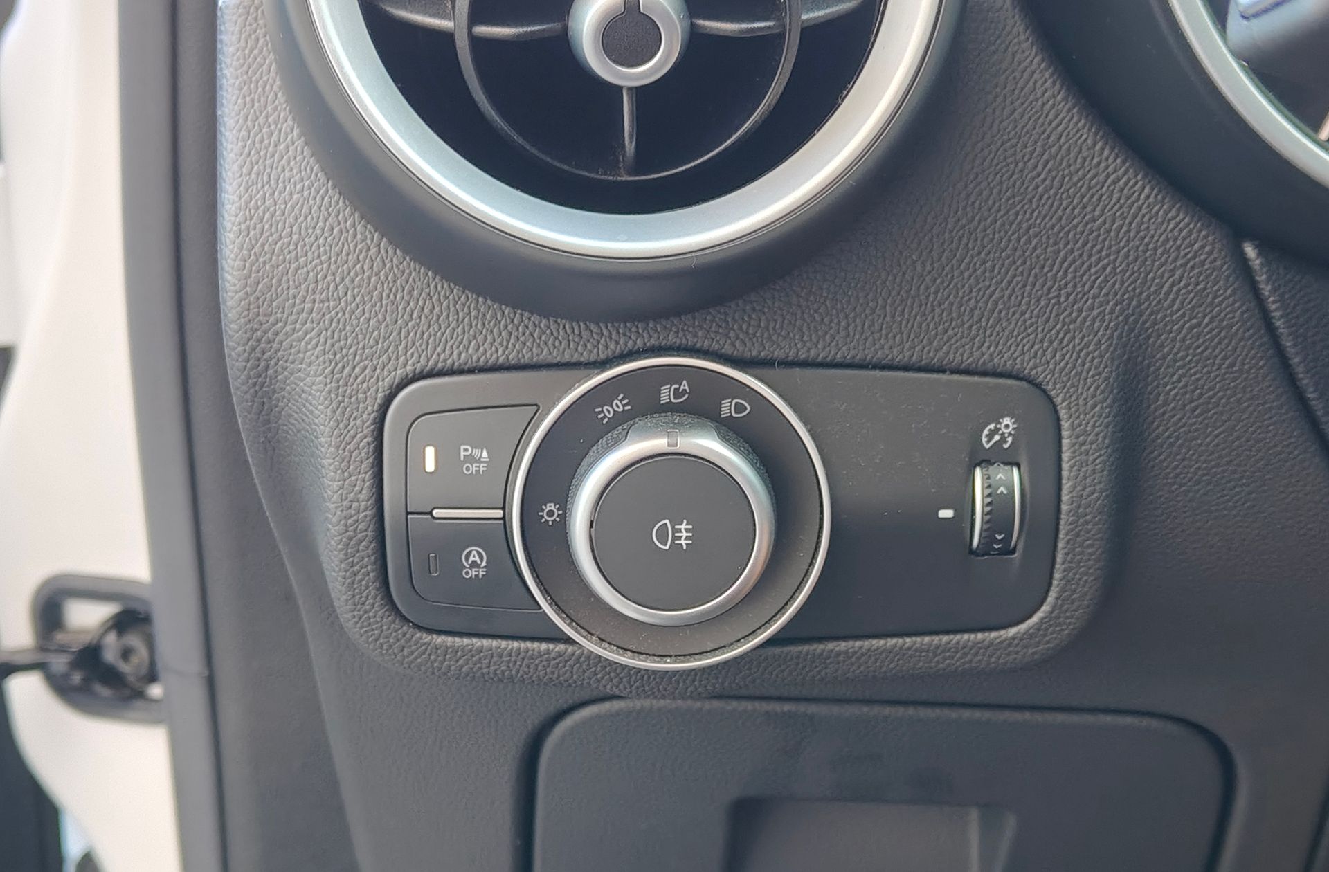 Alfa Romeo Stelvio 2.0 Gasolina Executive AWD - foto 13