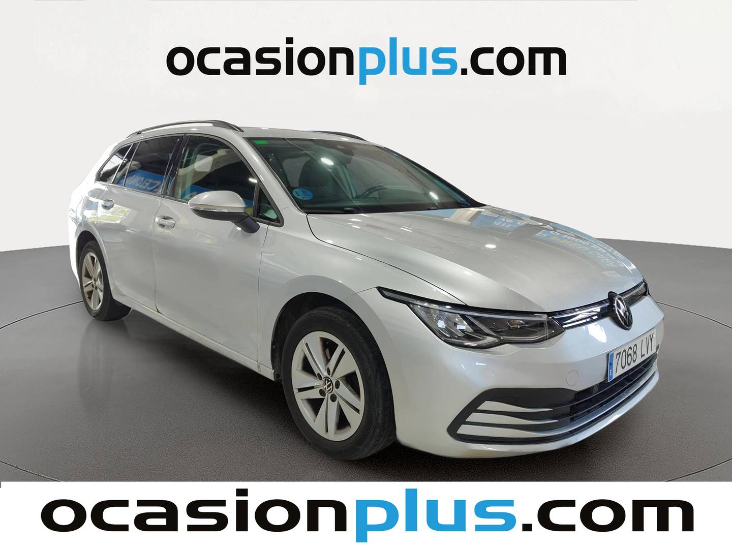 Foto delantera Volkswagen Golf Volkswagen Golf Variant Life 1.0 eTSI (110 CV) DSG derecha