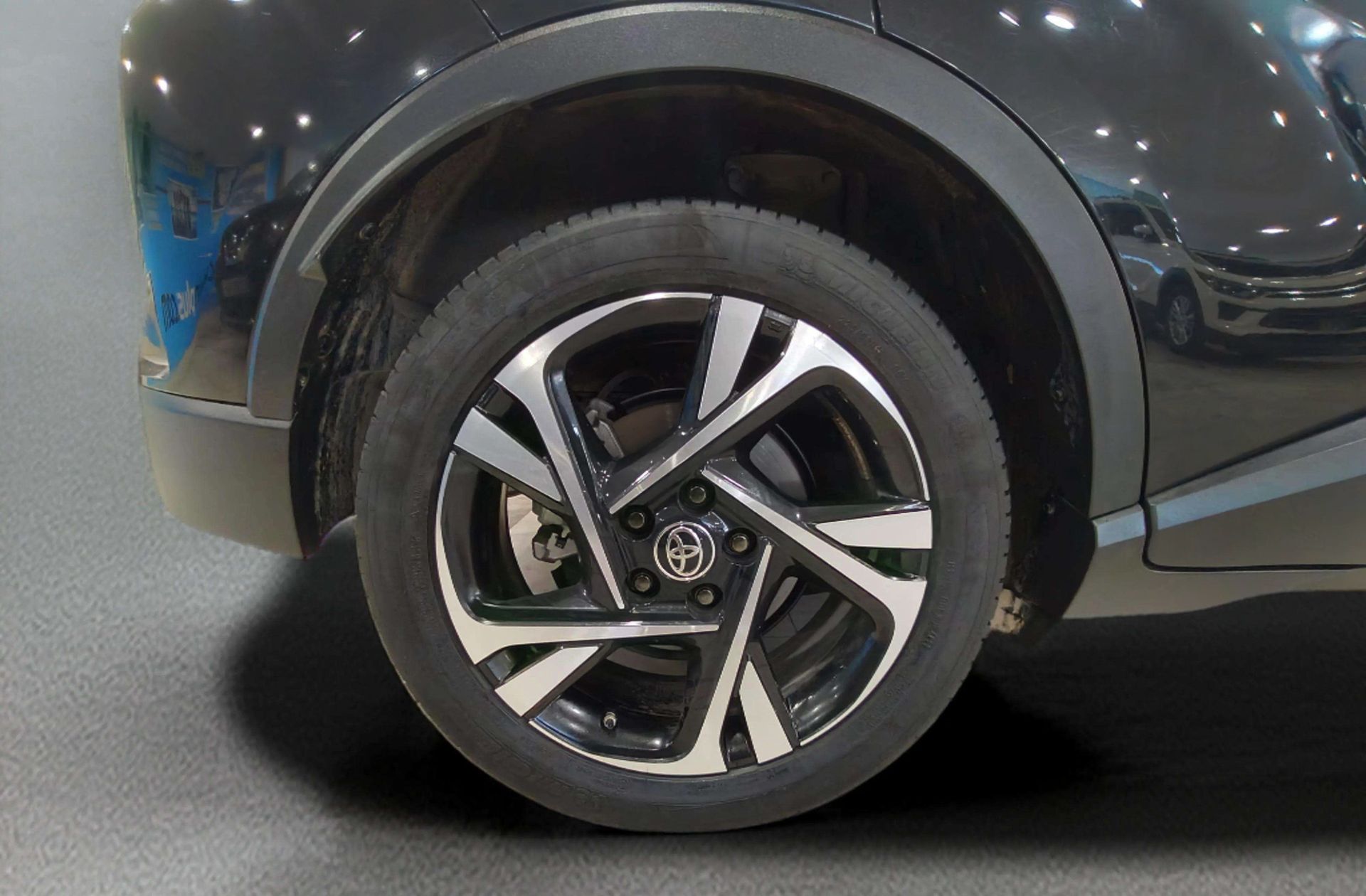 Toyota C-HR 180H Advance - foto 37