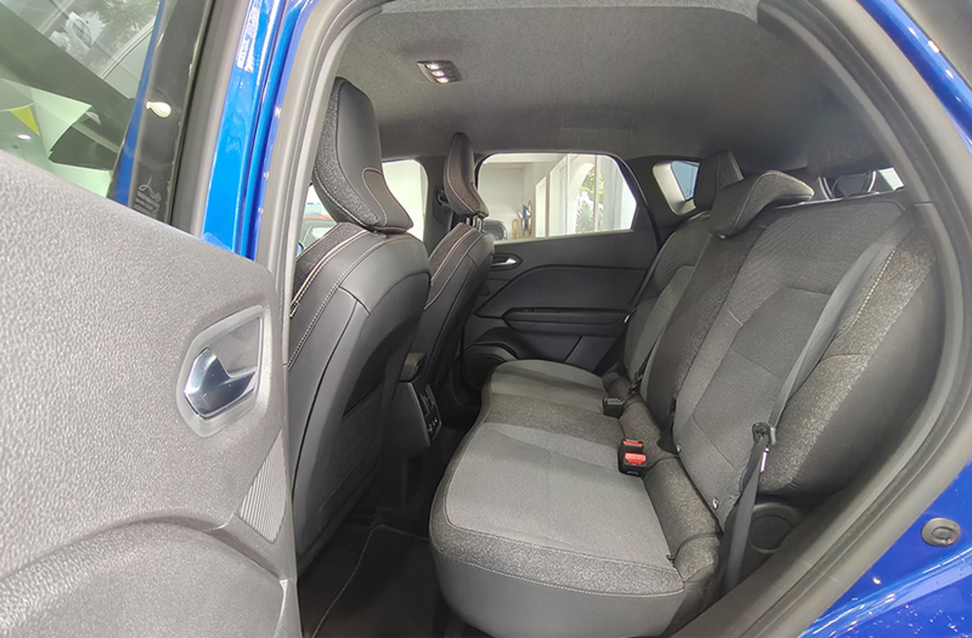 Renault Captur Techno TCe mild hybrid - foto 12