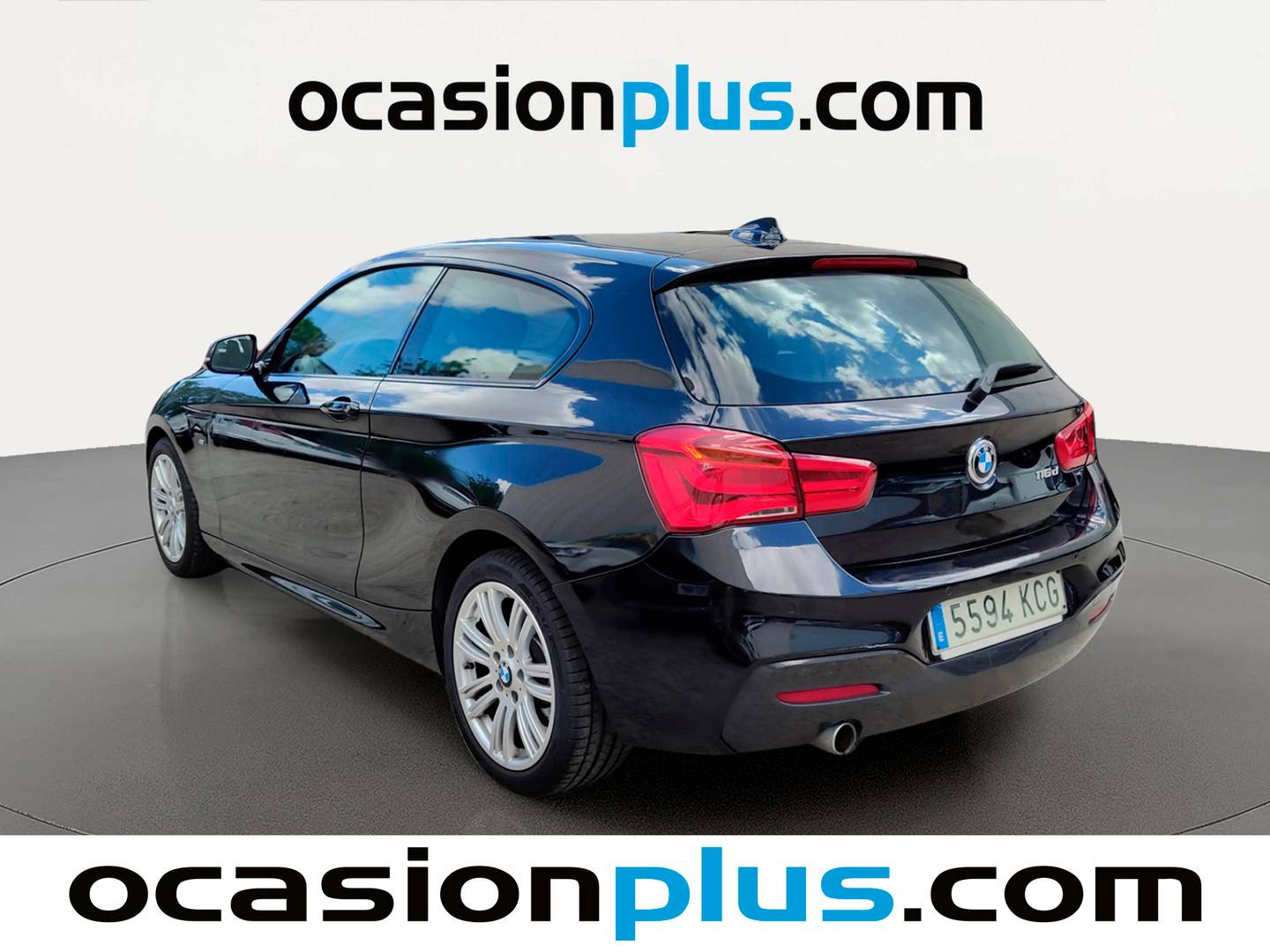 Foto trasera BMW Serie 1 BMW Serie 1 116d (116 CV) Pack M izquierda