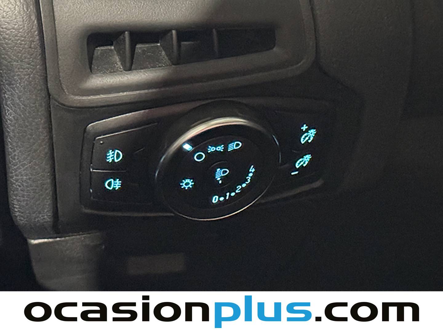 Foto Ford Focus Ford Focus SportBreak 1.5 TDCI Business (120 CV)