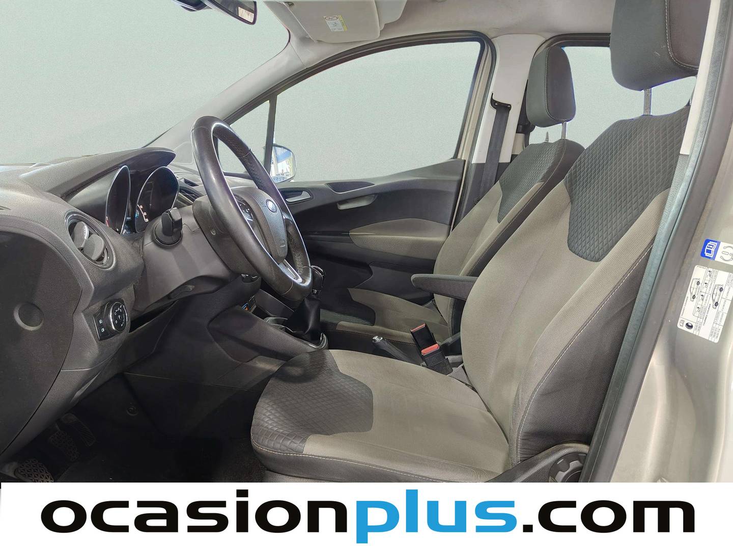 Foto asientos delanteros Ford Tourneo Courier Ford Tourneo Courier 1.0 EcoBoost Titanium  (100 CV)