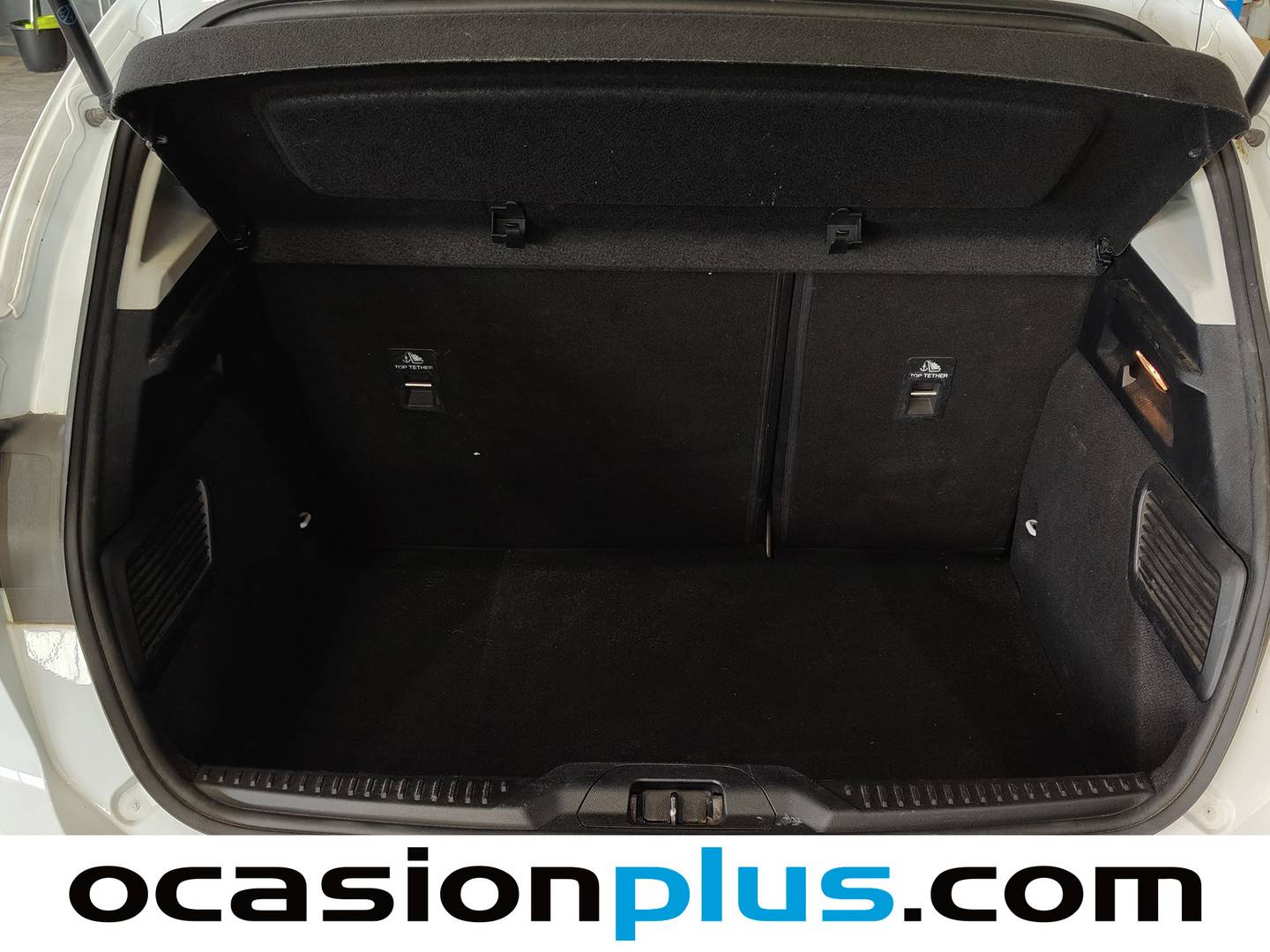 Fotos maletero Ford Focus Ford Focus 1.5 Ecoblue Trend Edition (120 CV)