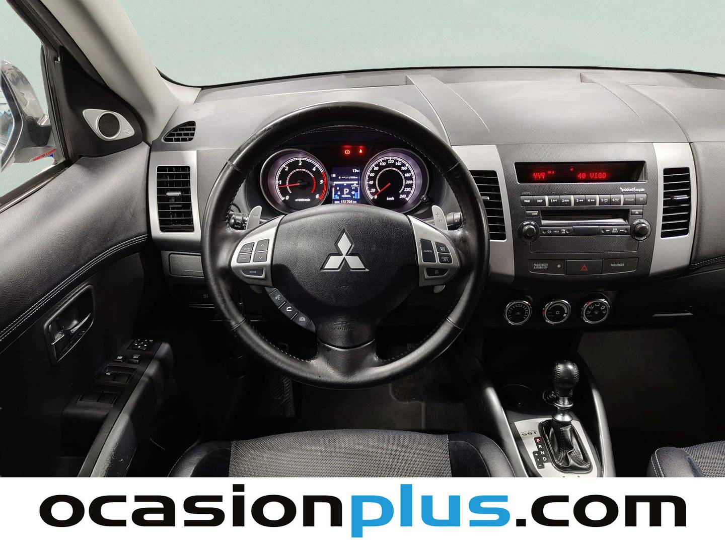 Foto Mitsubishi Outlander Mitsubishi Outlander 2.2 DI-D TC-SST Motion (156 CV) 7 Plazas