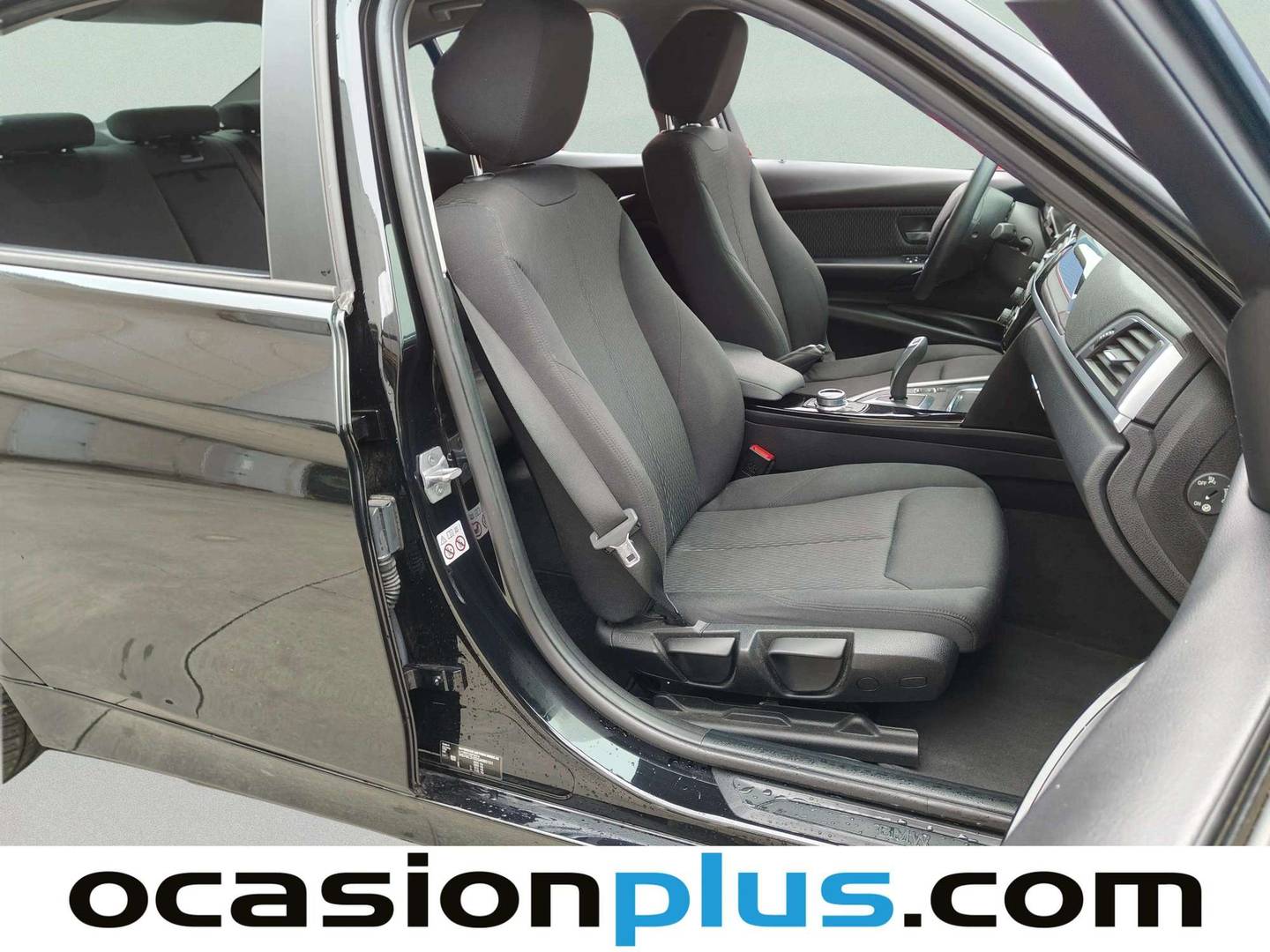 Foto BMW Serie 3 BMW Serie 3 318d Business (150 CV)