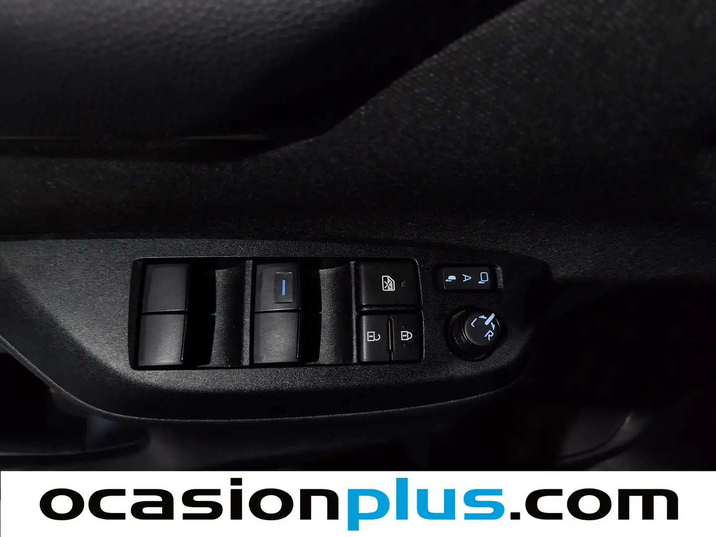 Foto Toyota Yaris Toyota Yaris 120H Business Plus (116 CV)