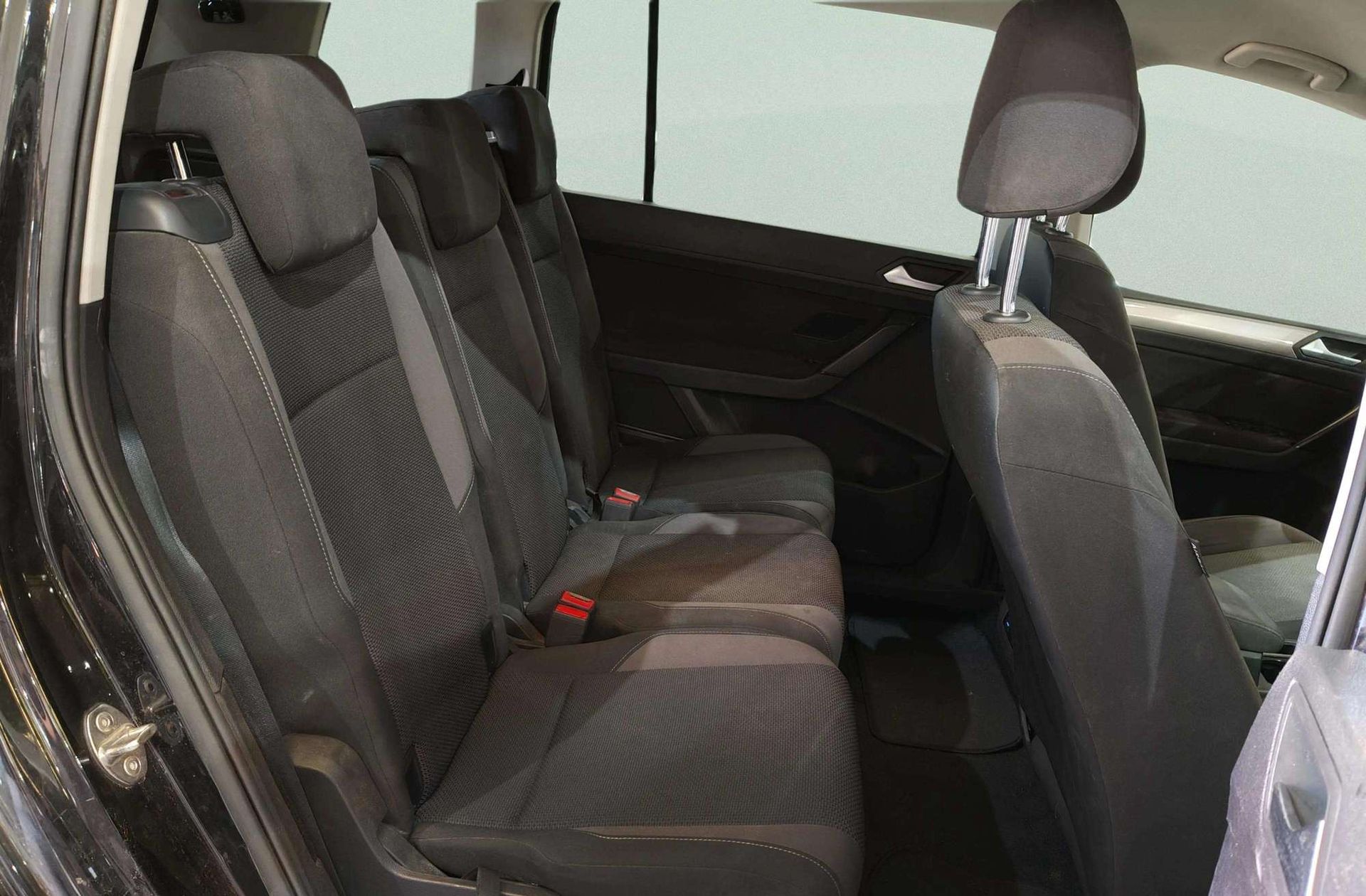 Volkswagen Touran Business 1.2 TSI 7 plazas - foto 18