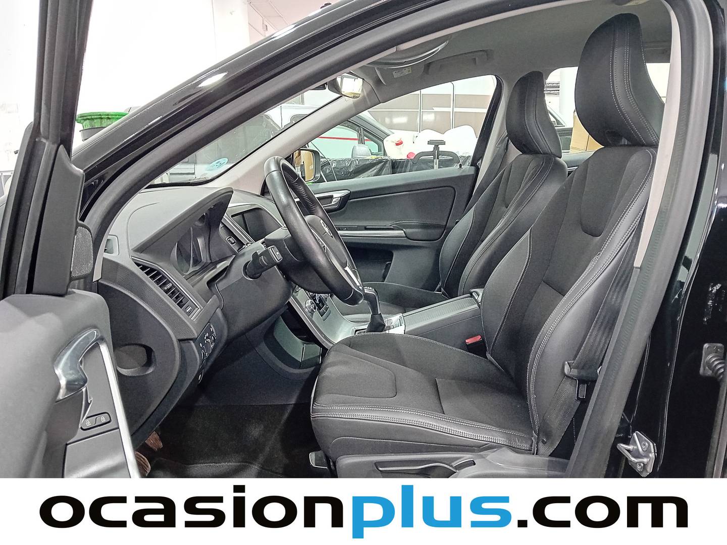 Foto Volvo XC60 Volvo XC60 D4 Momentum (190 CV)