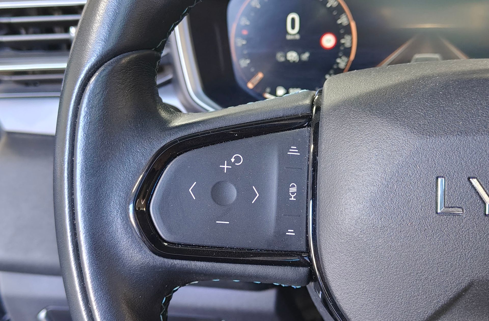 Lynk & Co 01 1.5 PHEV - foto 31