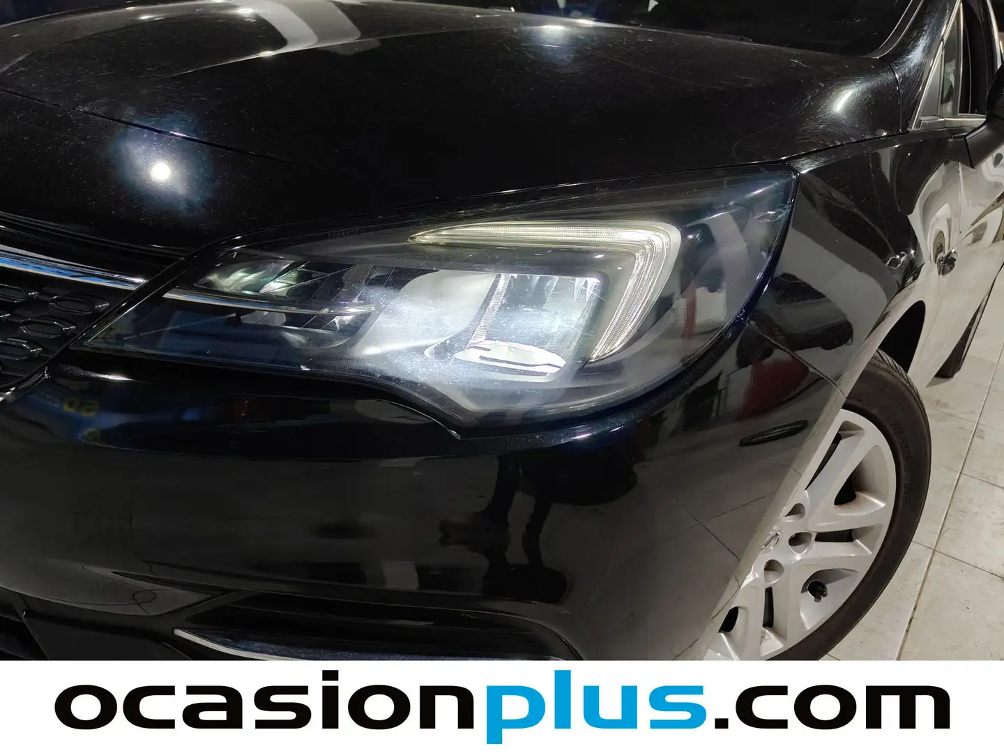 Foto Opel Astra Opel Astra 1.2 Turbo SHL Edition (110 CV)