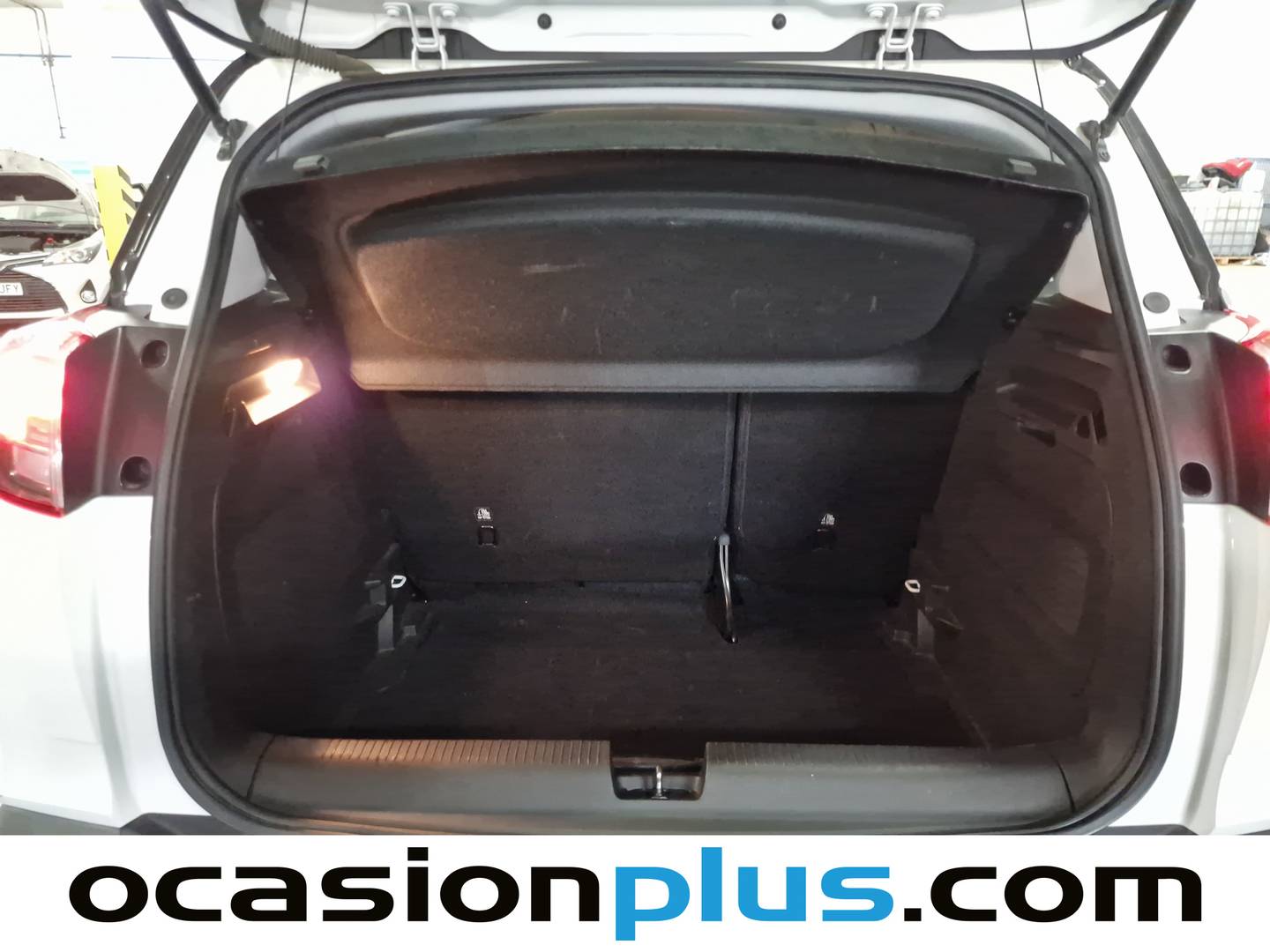 Fotos maletero Opel Crossland X Opel Crossland X 1.2 S&S Design Line (110 CV)