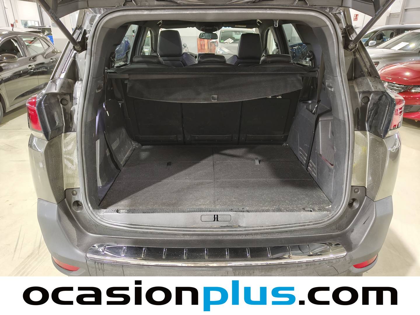 Foto Peugeot 5008 Peugeot 5008 1.2L PureTech GT-Line (130 CV) 7 Plazas