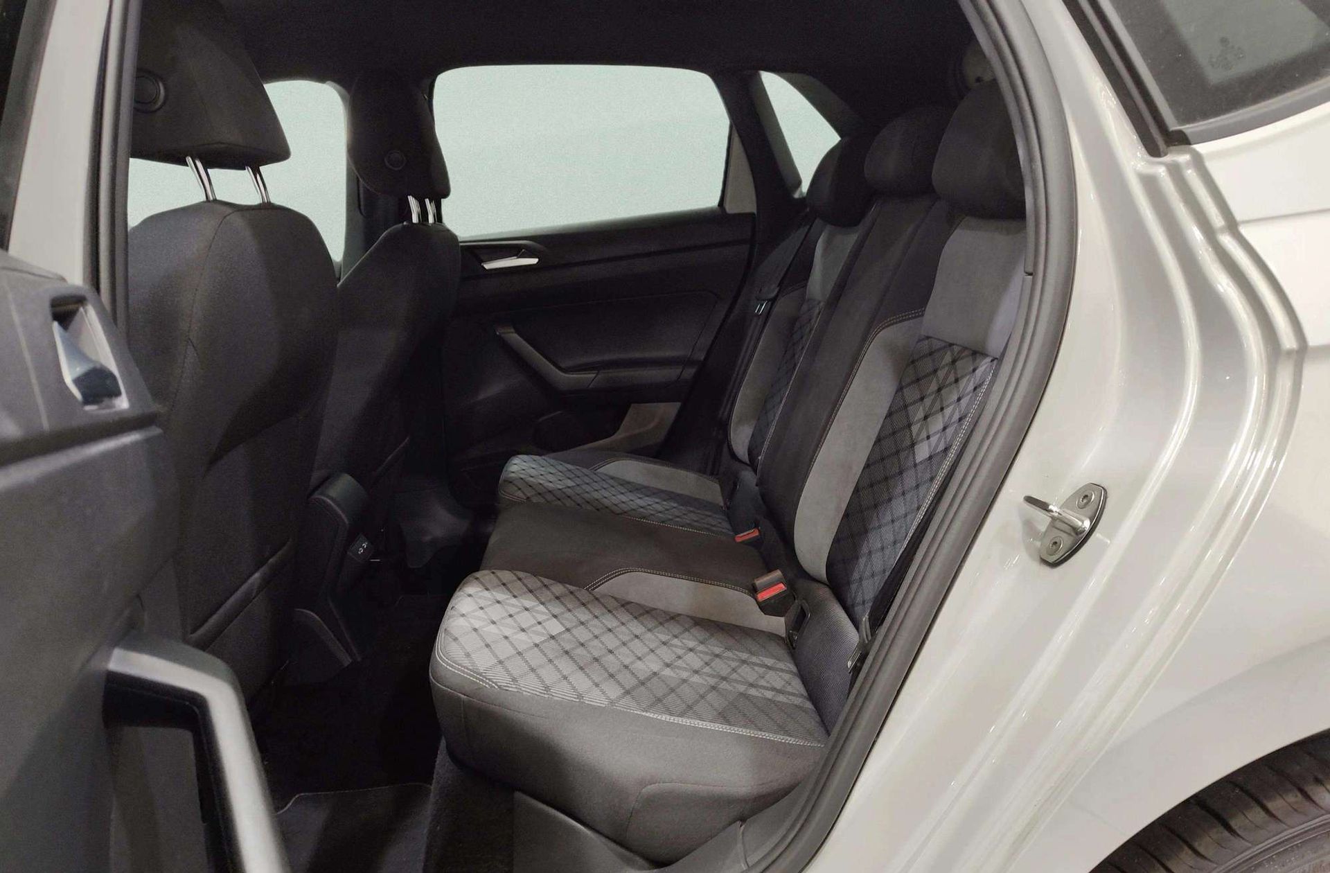 Volkswagen Polo R-Line 1.0 TSI - foto 15