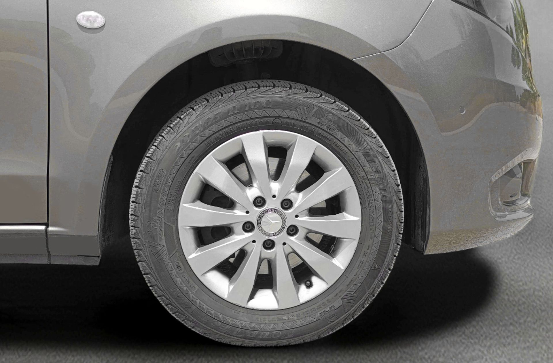Mercedes-Benz Vito Combi 114 CDI Tourer Base Larga - foto 33