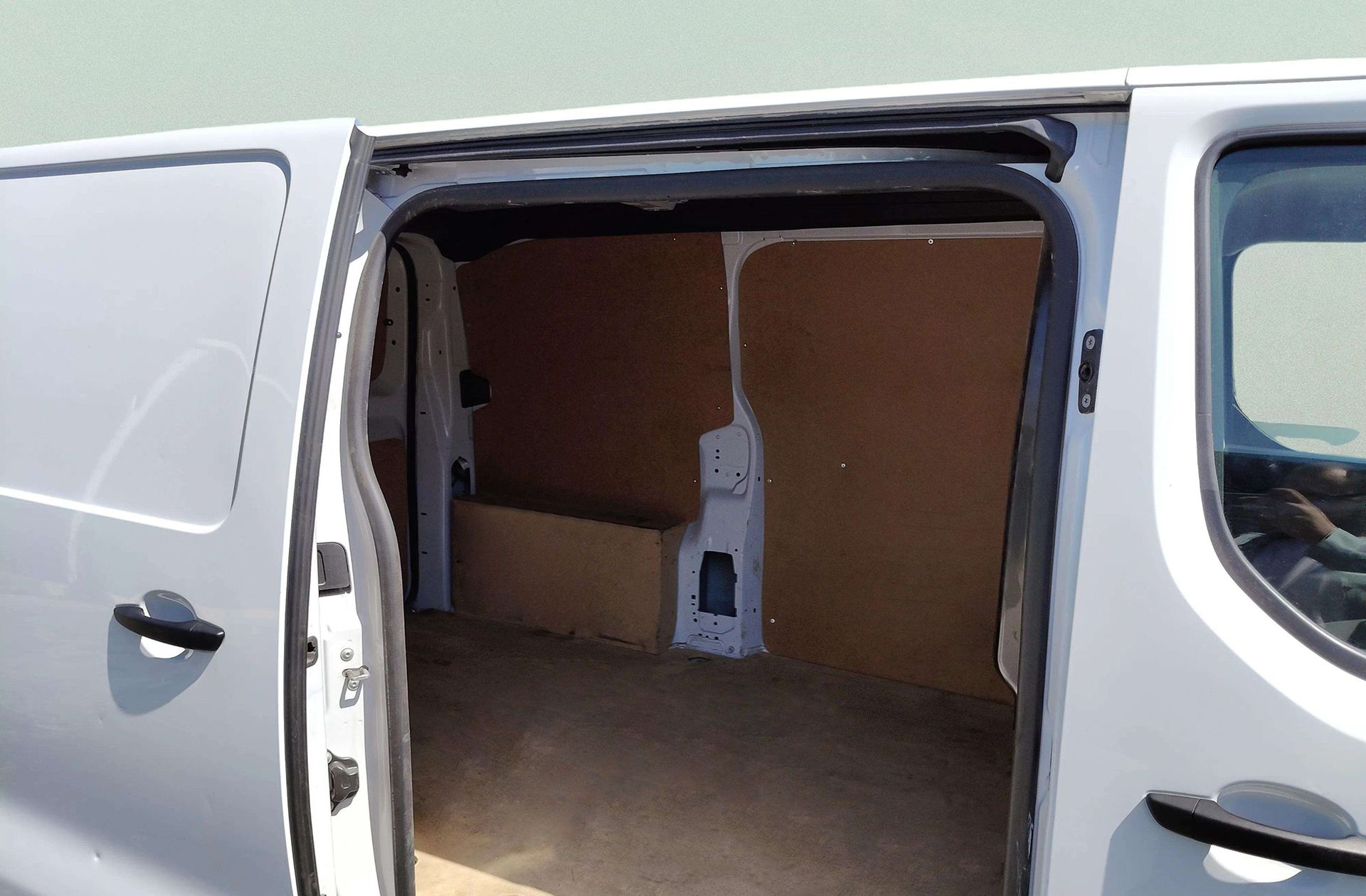 Opel Vivaro Furgon BlueHDi 120 - foto 15