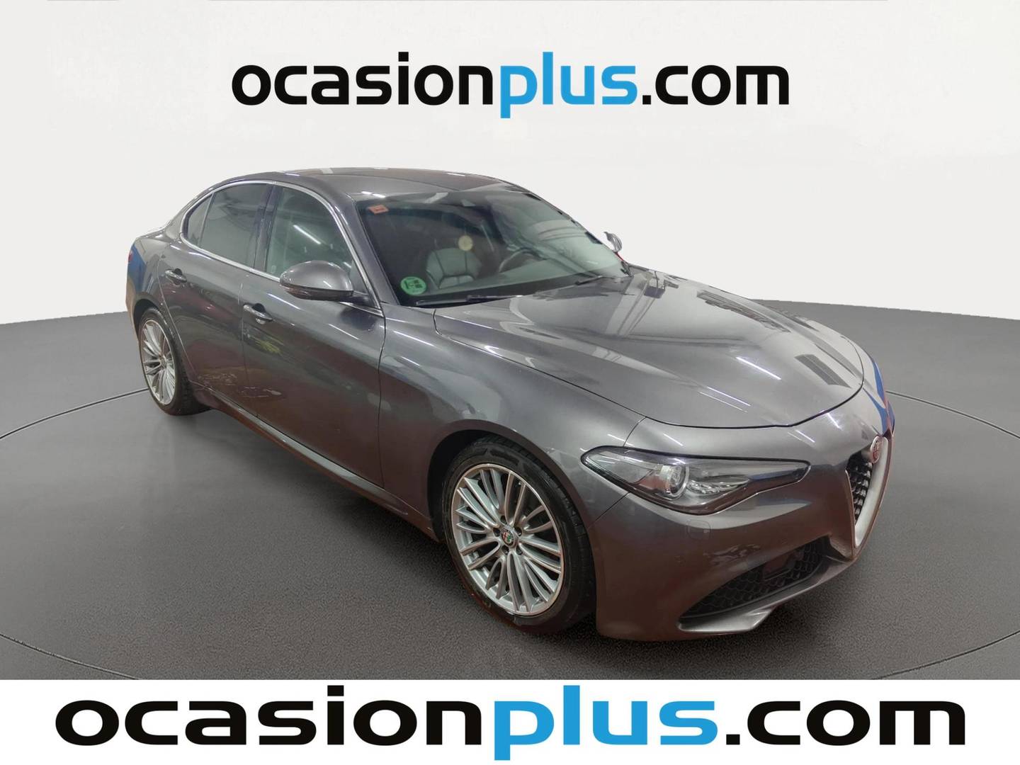 Foto delantera Alfa Romeo Giulia Alfa Romeo Giulia 2.2 Diesel Super AT (150 CV) derecha