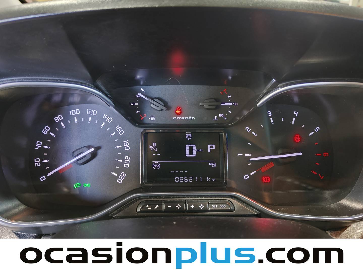 Foto Citroën C3 Aircross Citroen C3 Aircross PureTech 130 S&S Shine EAT6 Auto (131 CV)