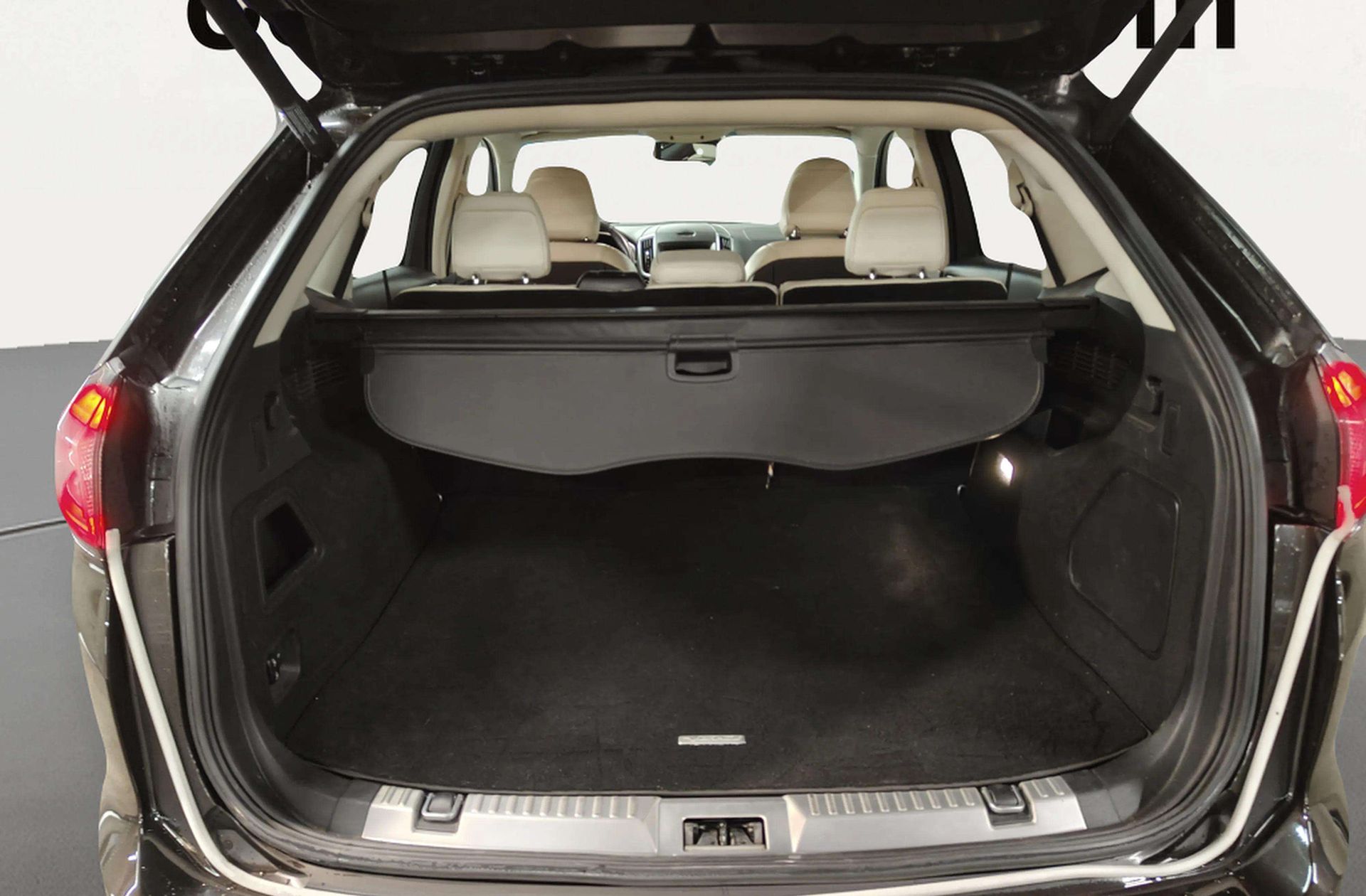 Ford Edge 2.0 TDCi Vignale 4x4 PowerShift - foto 21