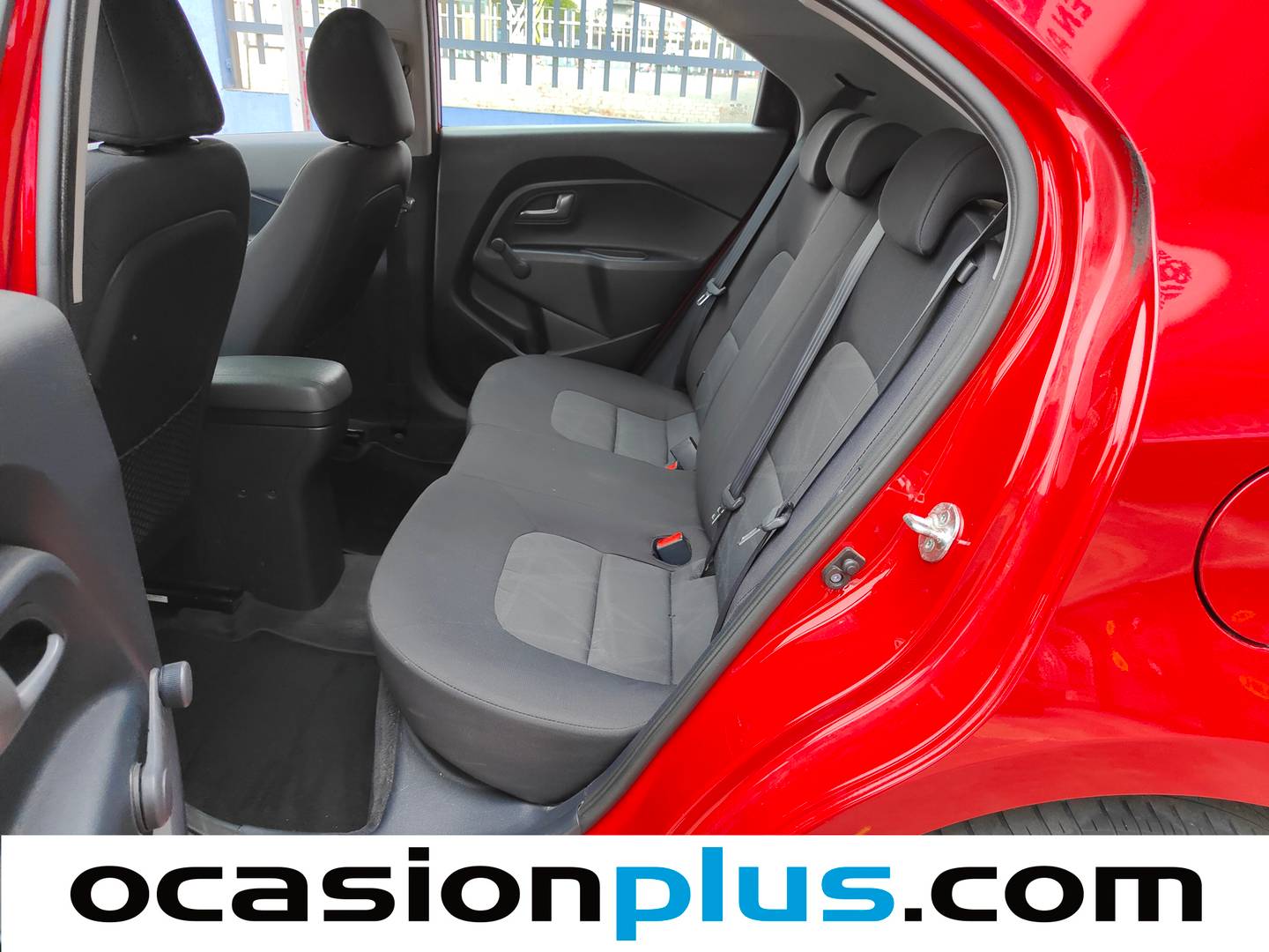 Foto asientos traseros KIA Rio KIA Rio 1.1 CRDi WGT Tech (75 CV)