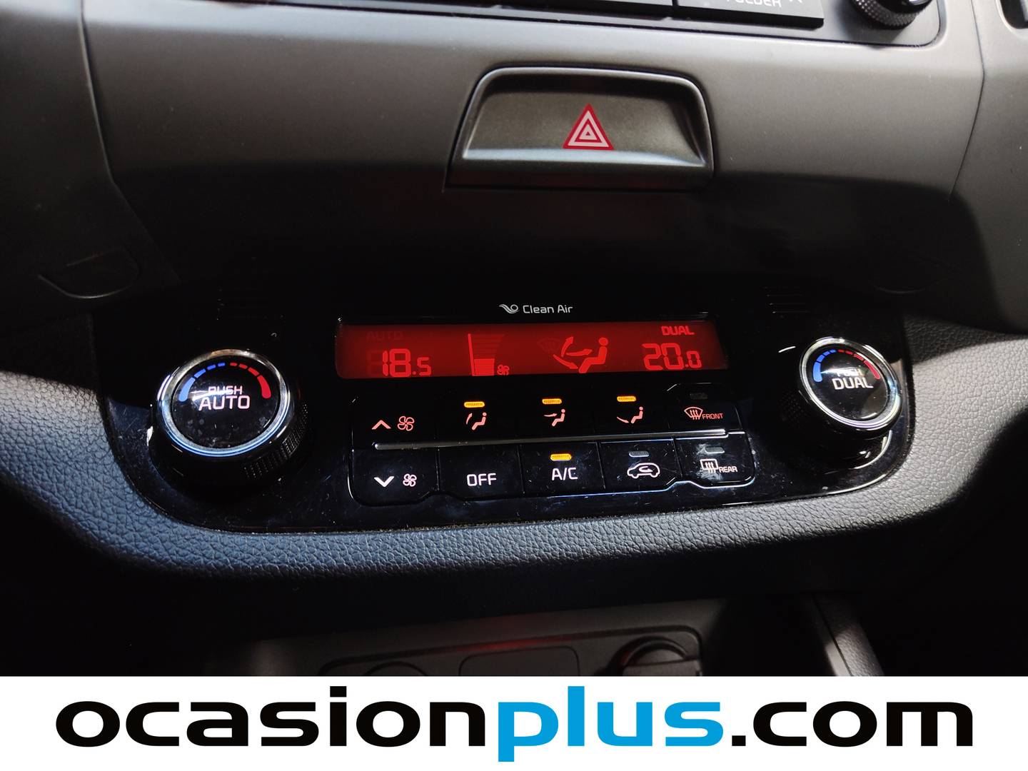 Extras y acabados del KIA Sportage KIA Sportage 1.6 GDI Drive 4x2 (135 CV)