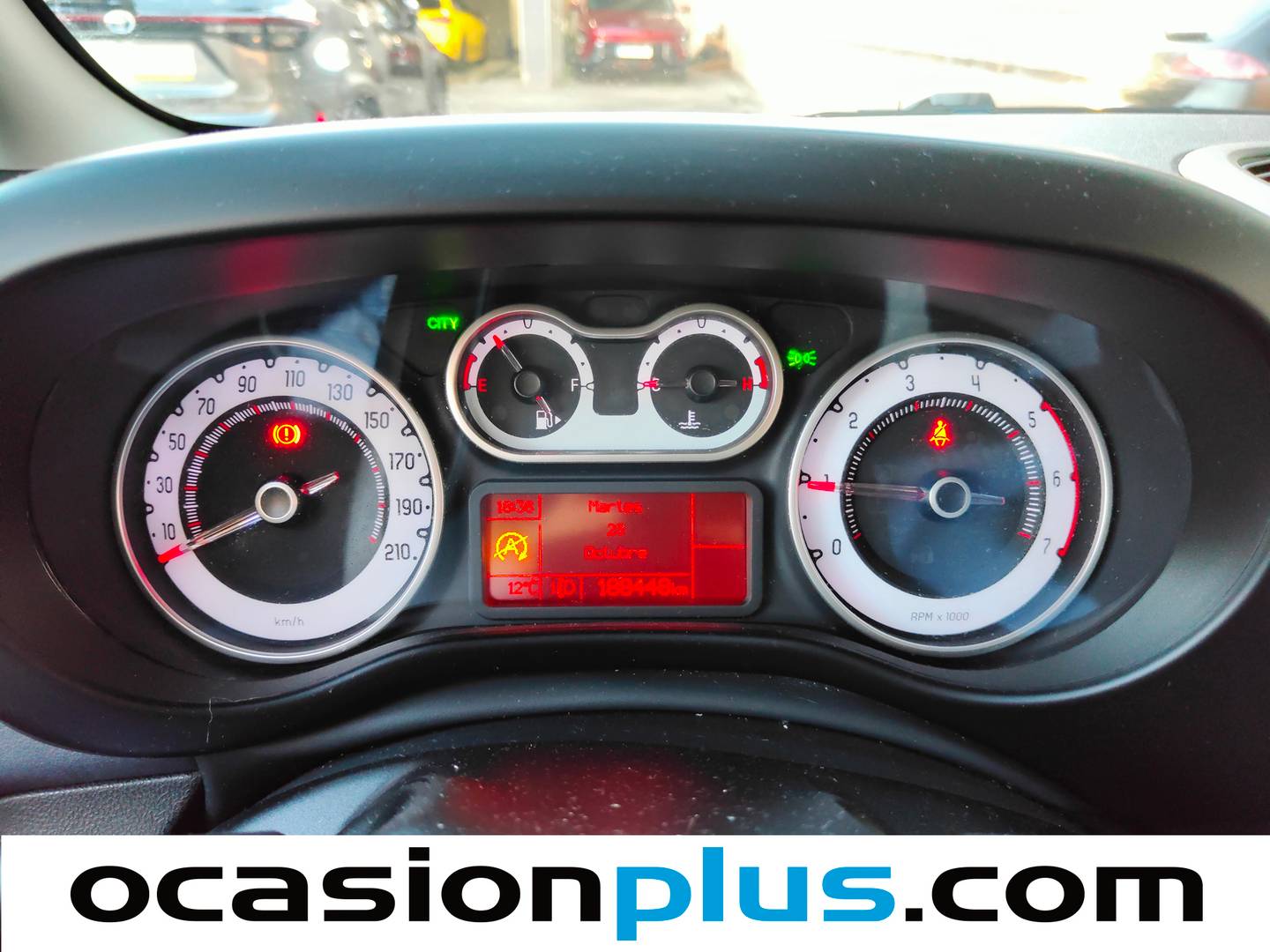 Foto Fiat 500L Fiat 500L 1.6 16v MultiJet II S&S Living (105 CV) 7 Plazas