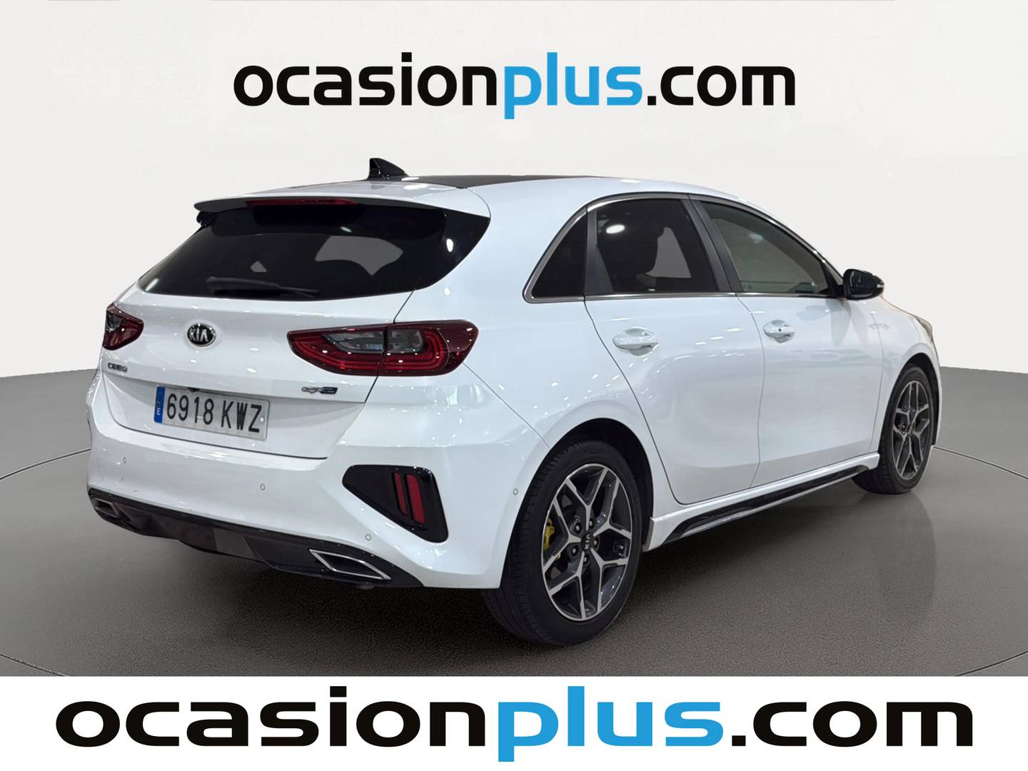 Foto trasera KIA Ceed KIA Ceed 1.4 T-GDi GT Line (140 CV) derecha